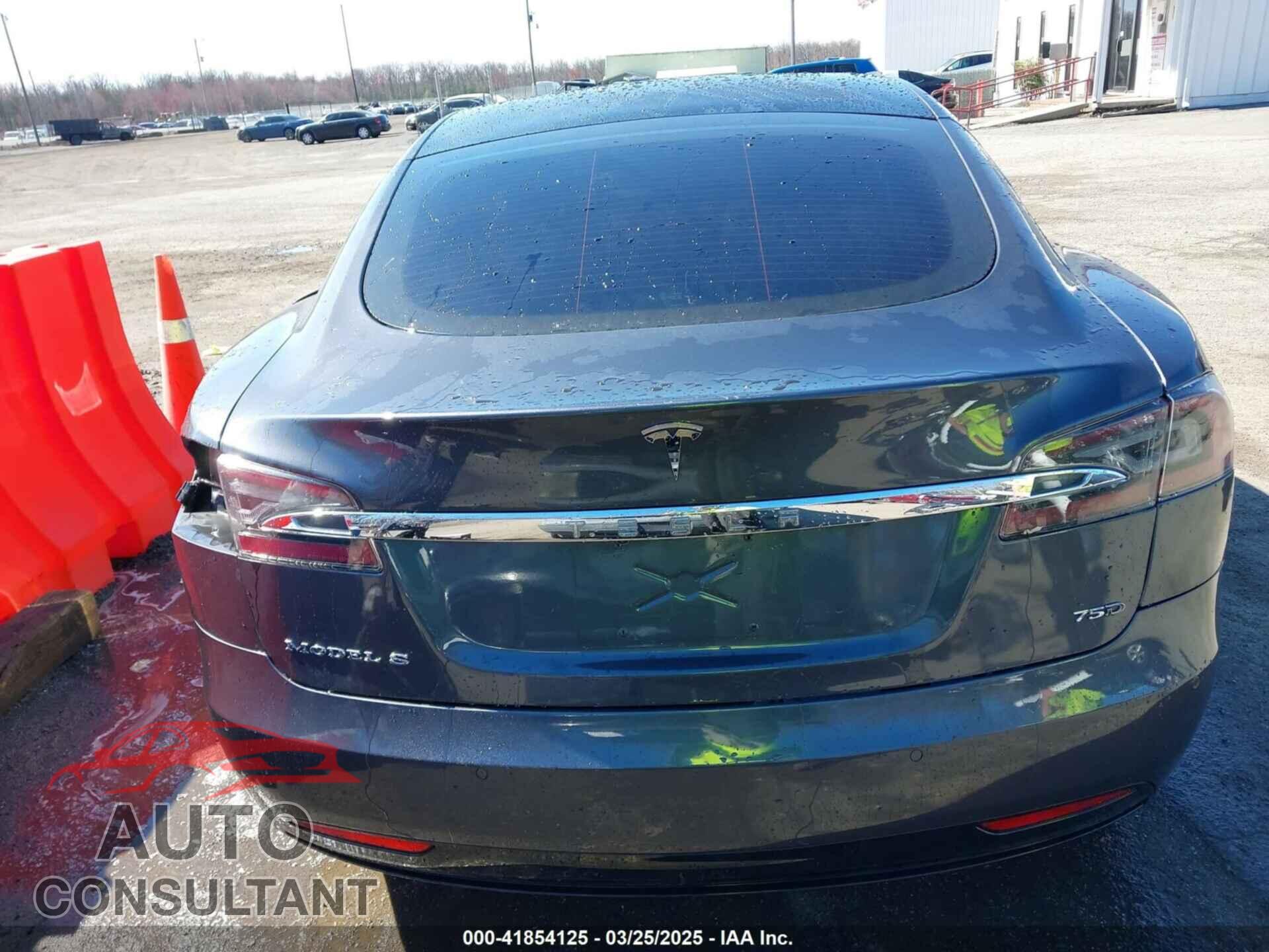 TESLA MODEL S 2017 - 5YJSA1E22HF210635