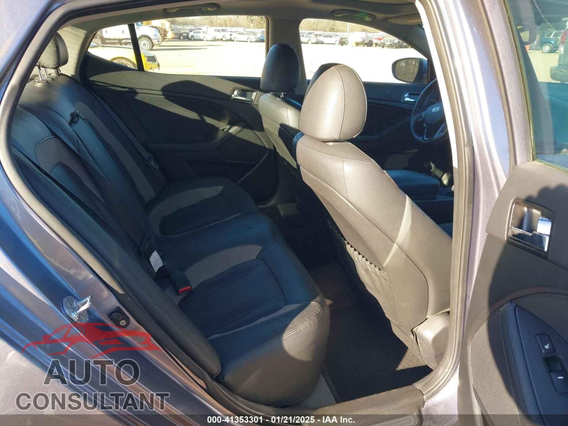 KIA OPTIMA 2012 - KNAGM4AD4C5013270