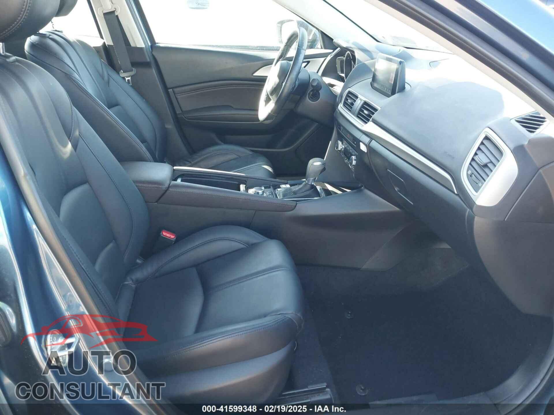 MAZDA MAZDA3 2017 - 3MZBN1L39HM135392