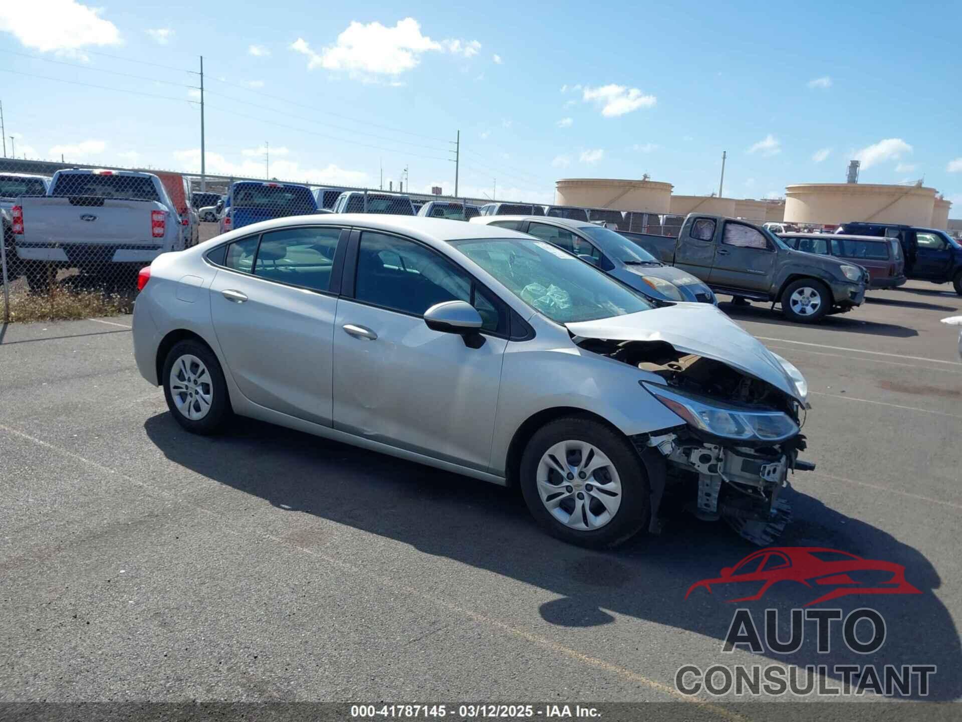 CHEVROLET CRUZE 2019 - 1G1BJ5SM5K7106448