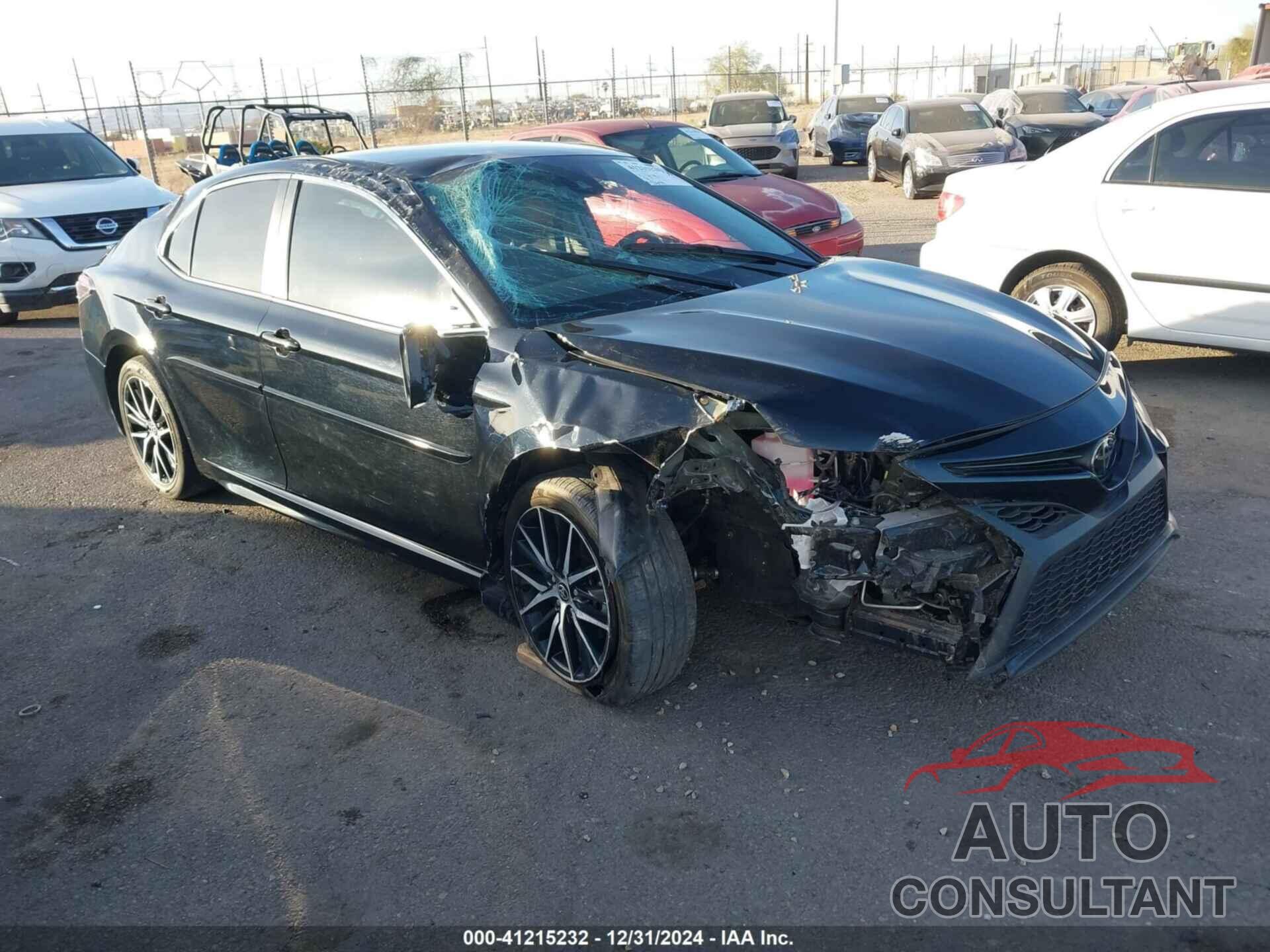 TOYOTA CAMRY 2023 - 4T1G11AK5PU778357
