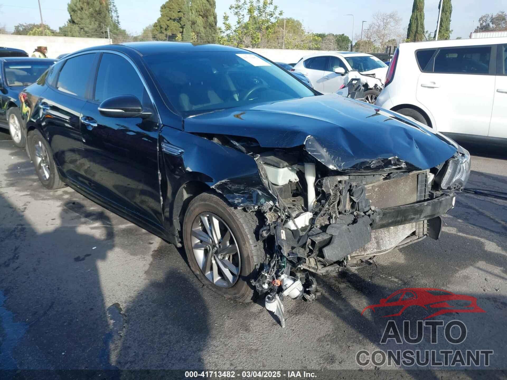 KIA OPTIMA 2019 - 5XXGT4L32KG324877