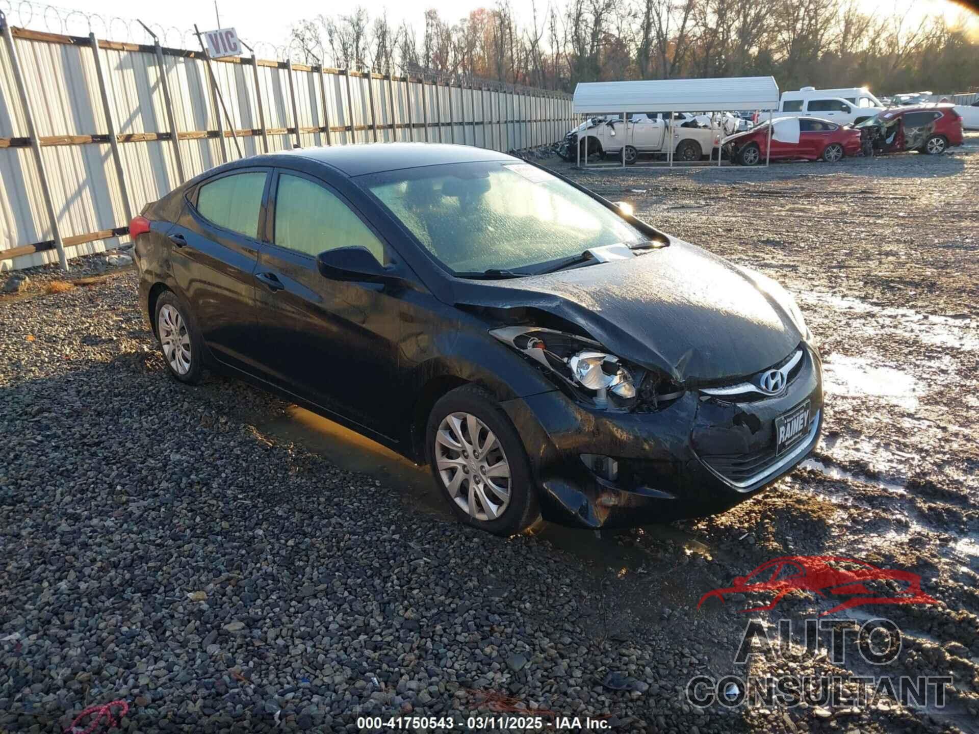 HYUNDAI ELANTRA 2012 - 5NPDH4AE0CH139810