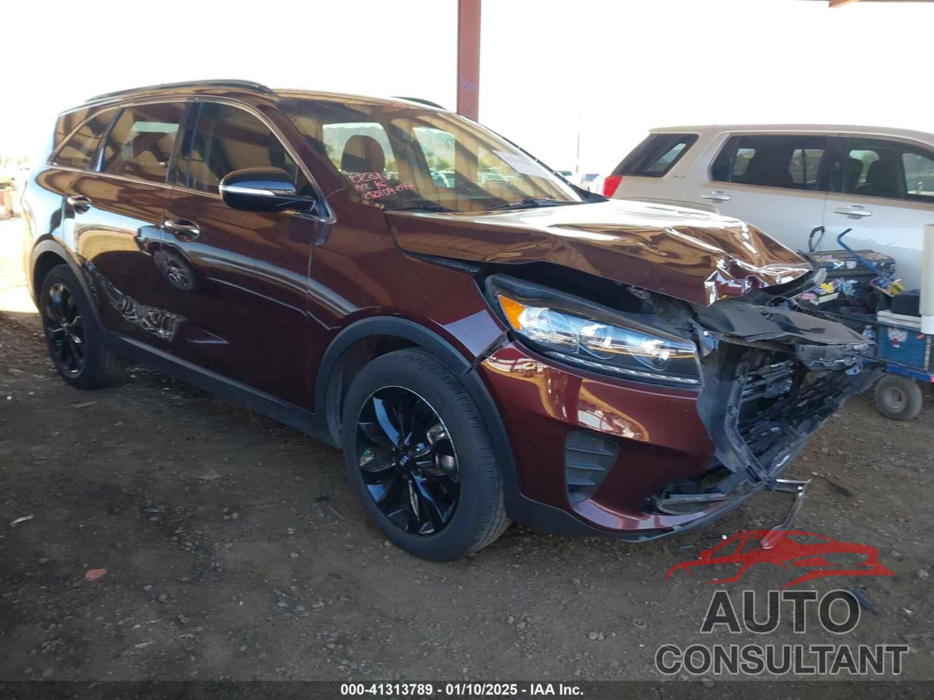 KIA SORENTO 2019 - 5XYPG4A56KG590231