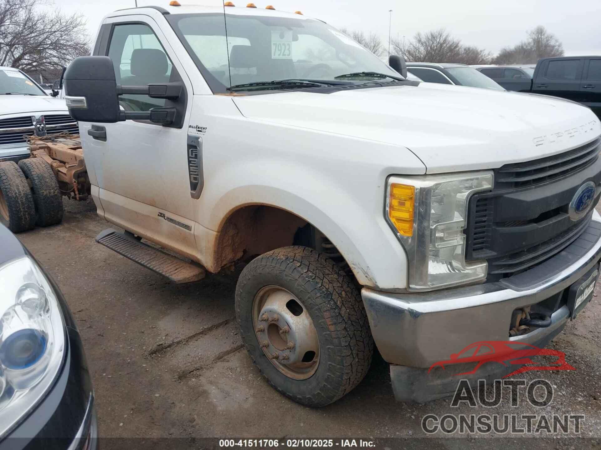 FORD F-350 CHASSIS 2017 - 1FDRF3HTXHEB90468