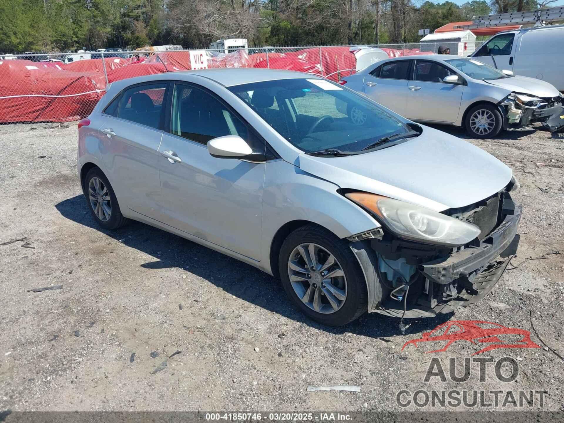 HYUNDAI ELANTRA GT 2014 - KMHD35LH1EU174324