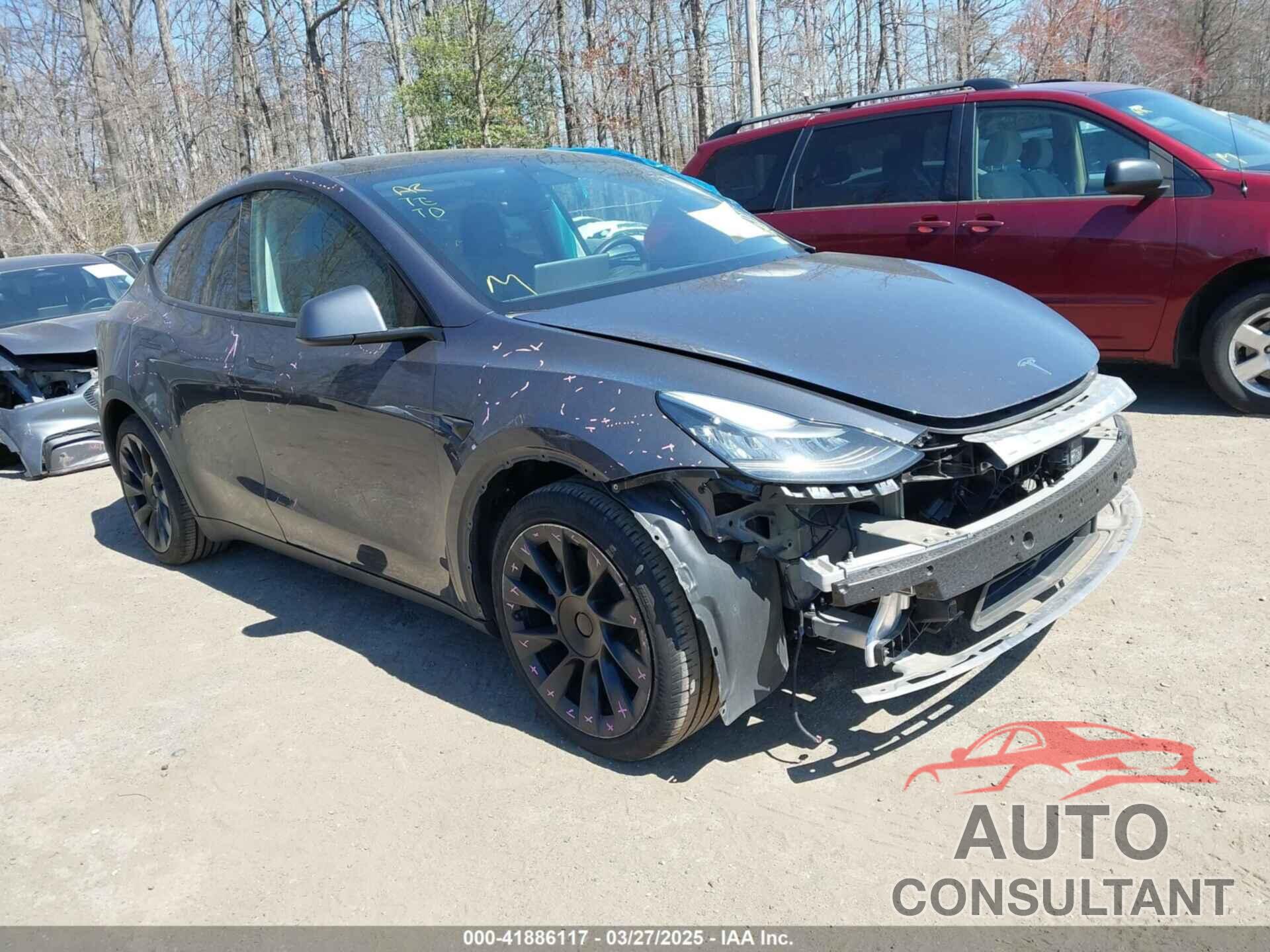 TESLA MODEL Y 2021 - 5YJYGDEE4MF091162