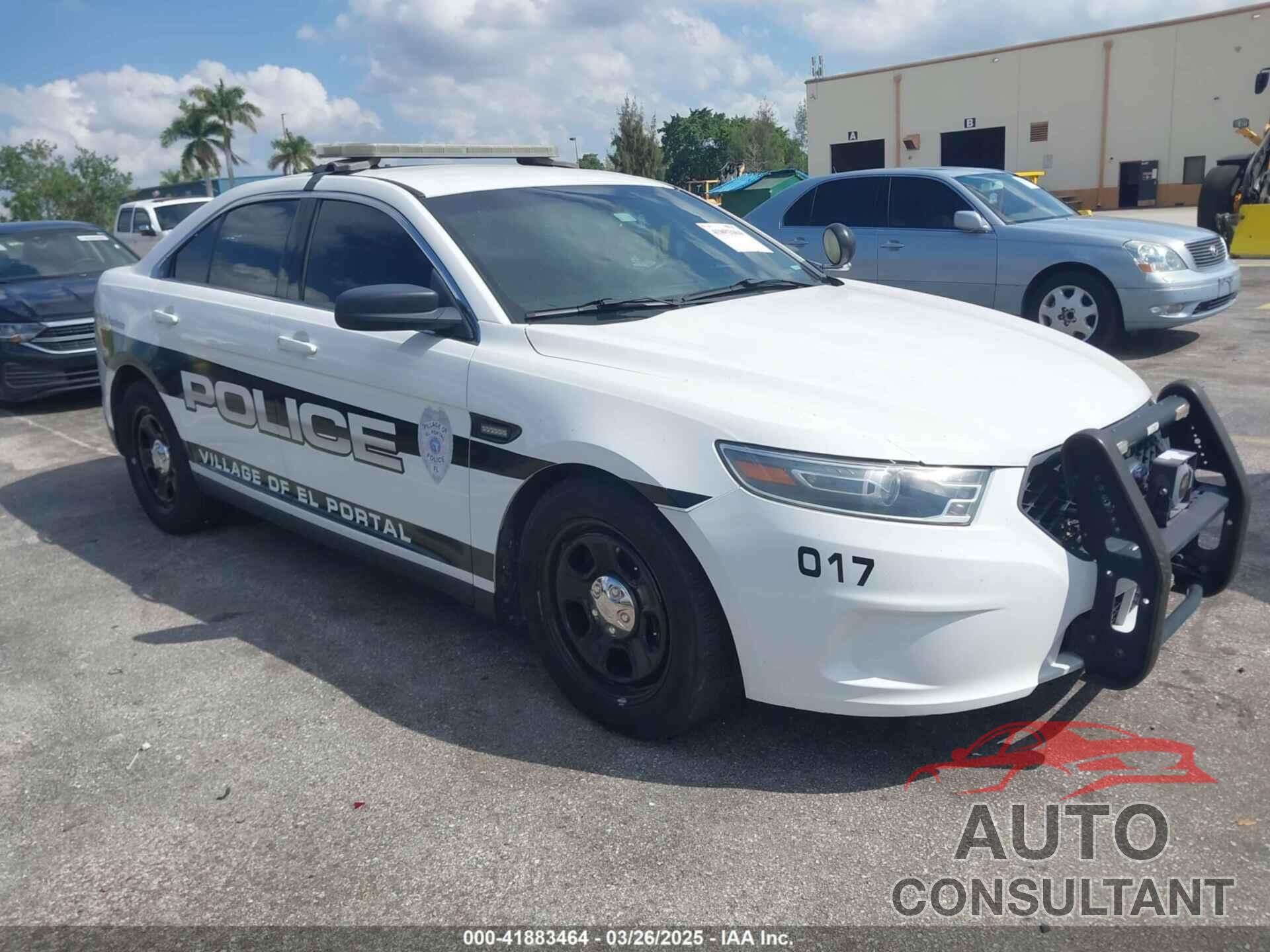 FORD POLICE INTERCEPTOR 2017 - 1FAHP2L82HG133685