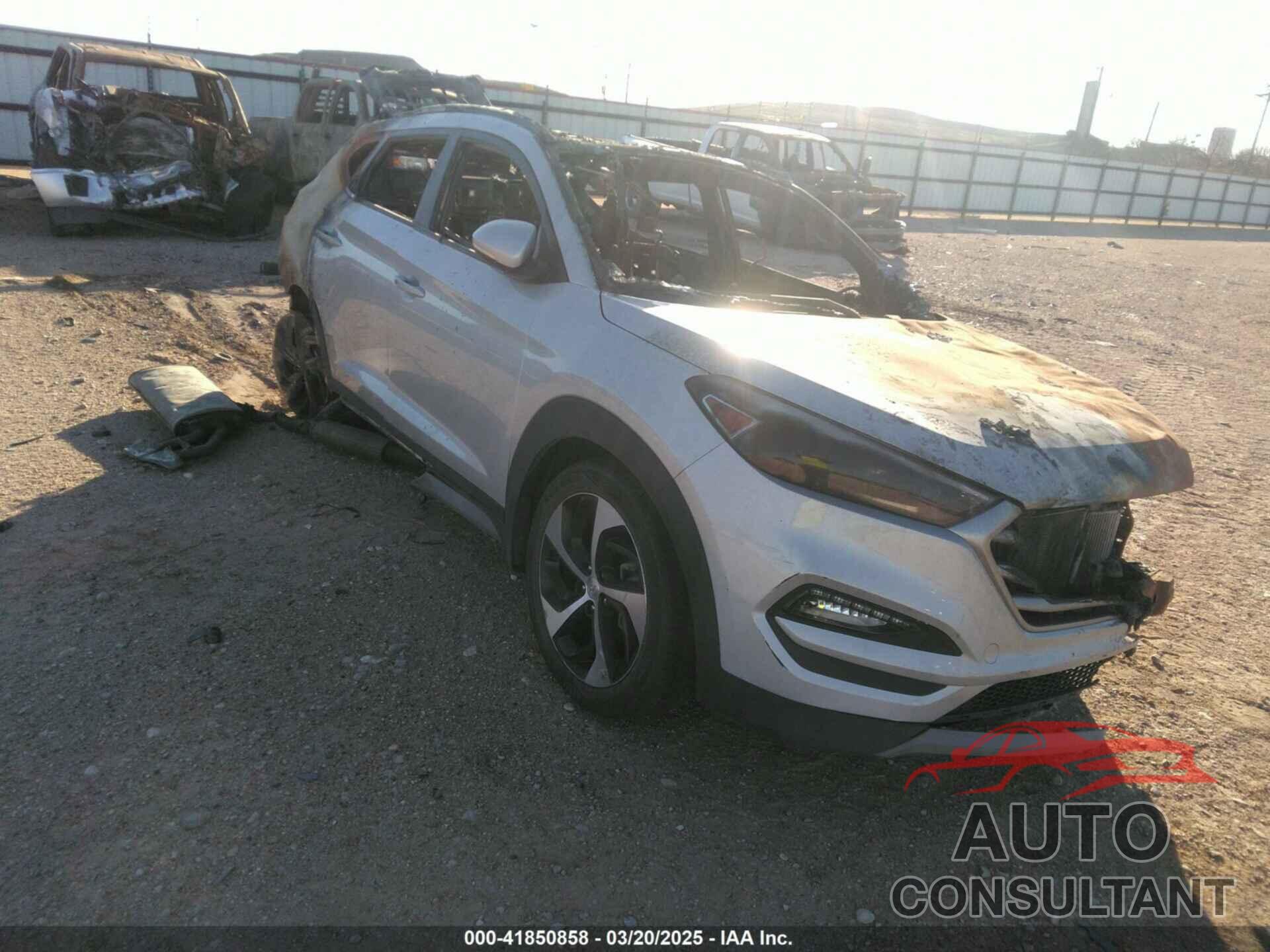 HYUNDAI TUCSON 2017 - KM8J3CA29HU571421
