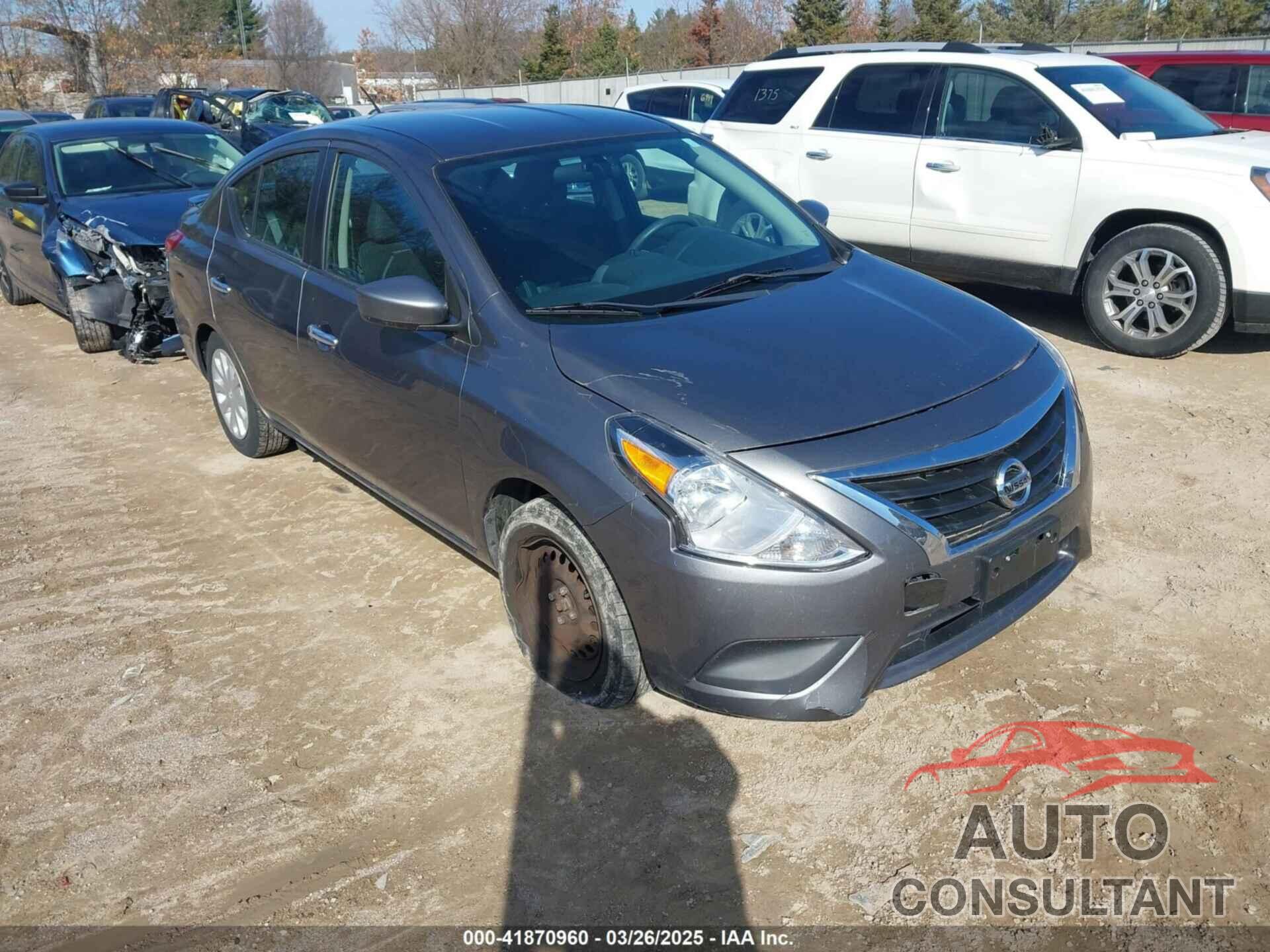 NISSAN VERSA 2017 - 3N1CN7AP6HL882098