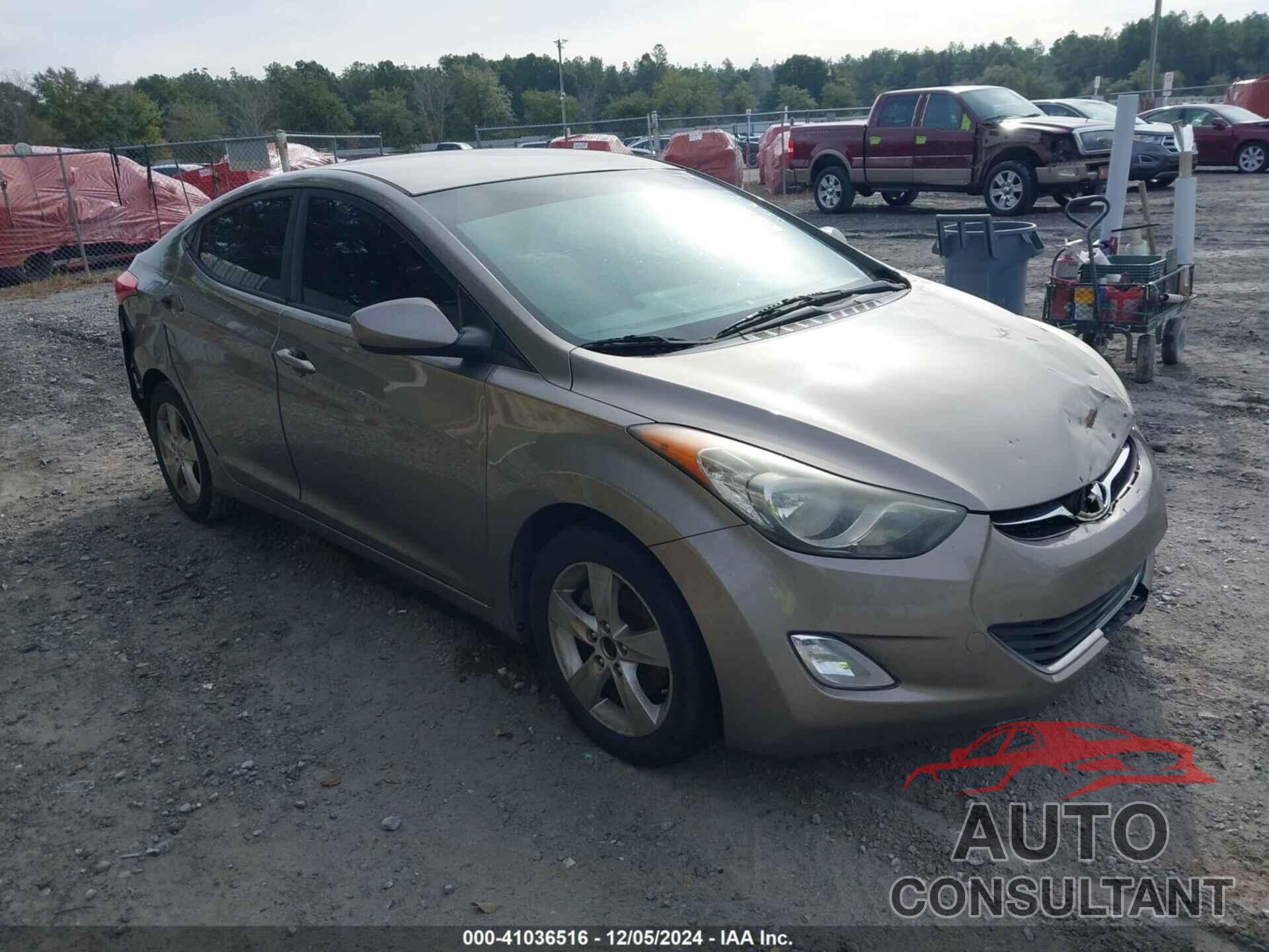 HYUNDAI ELANTRA 2012 - 5NPDH4AE4CH132245