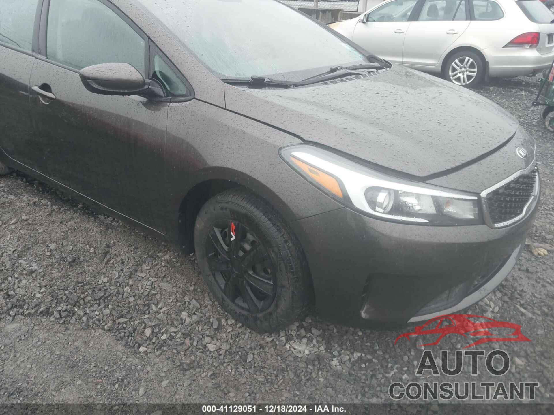 KIA FORTE 2018 - 3KPFK4A76JE227399