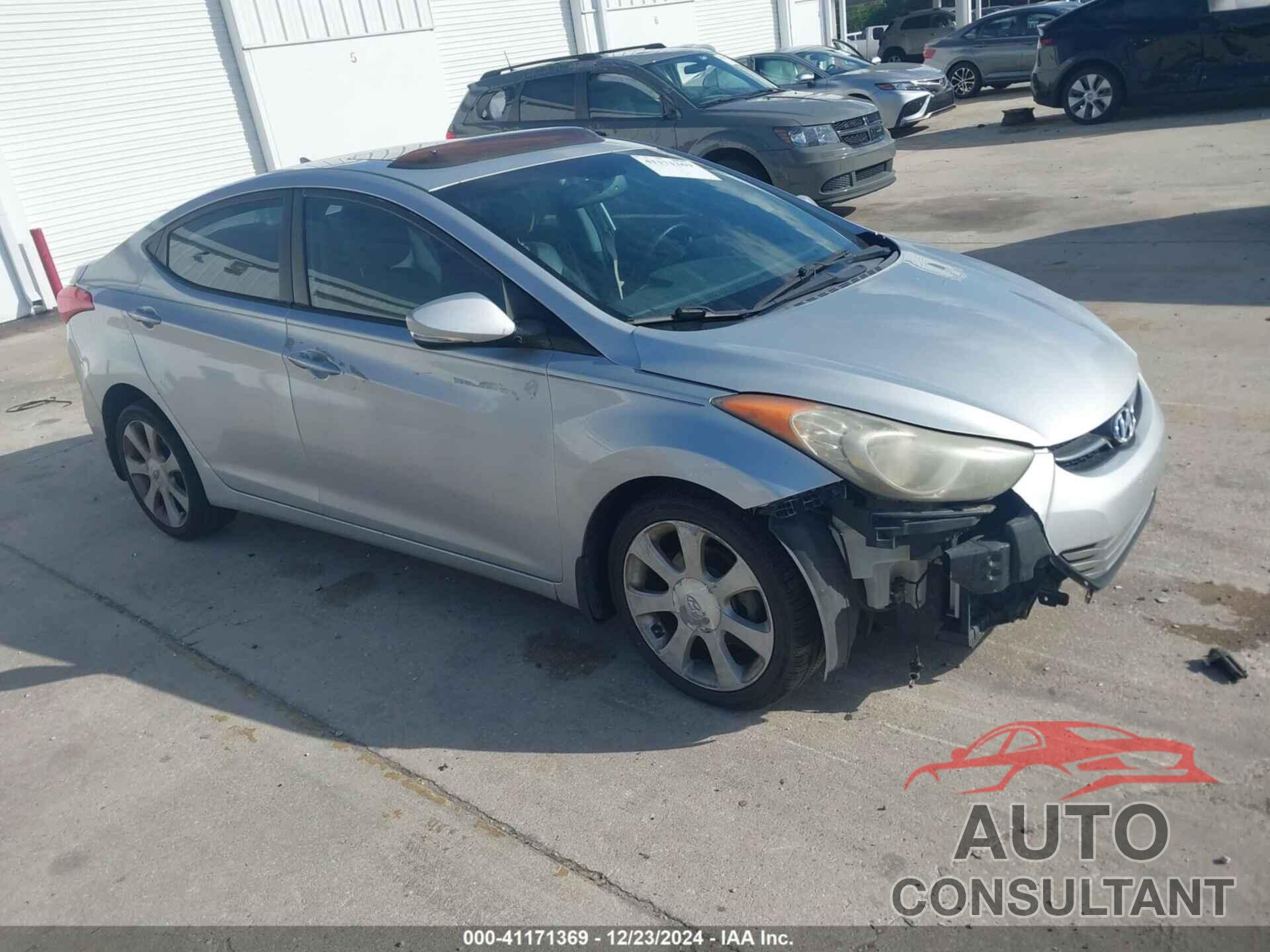 HYUNDAI ELANTRA 2013 - KMHDH4AE8DU865255