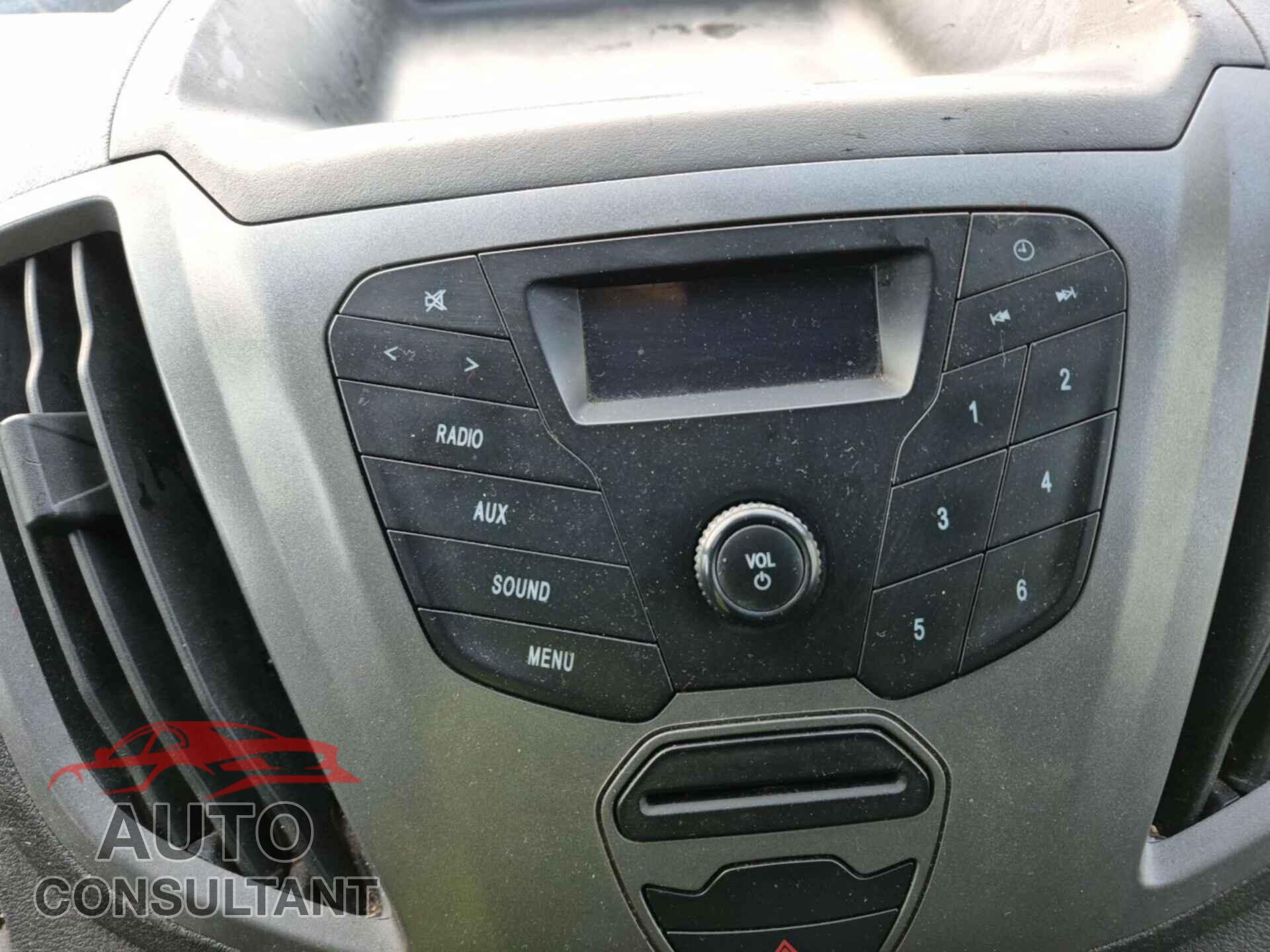 FORD TRANSIT 2015 - 1FTCR3XM9FKB14153