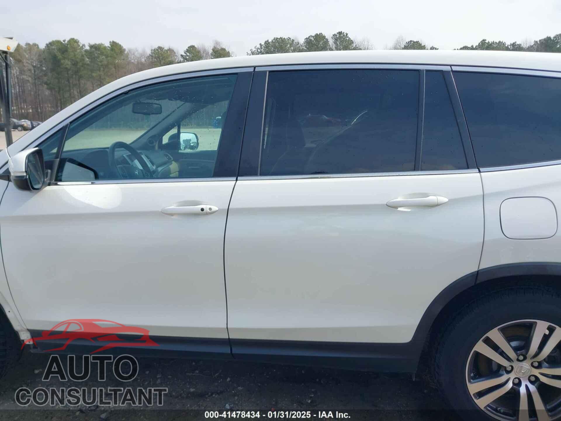HONDA PILOT 2016 - 5FNYF5H79GB009646