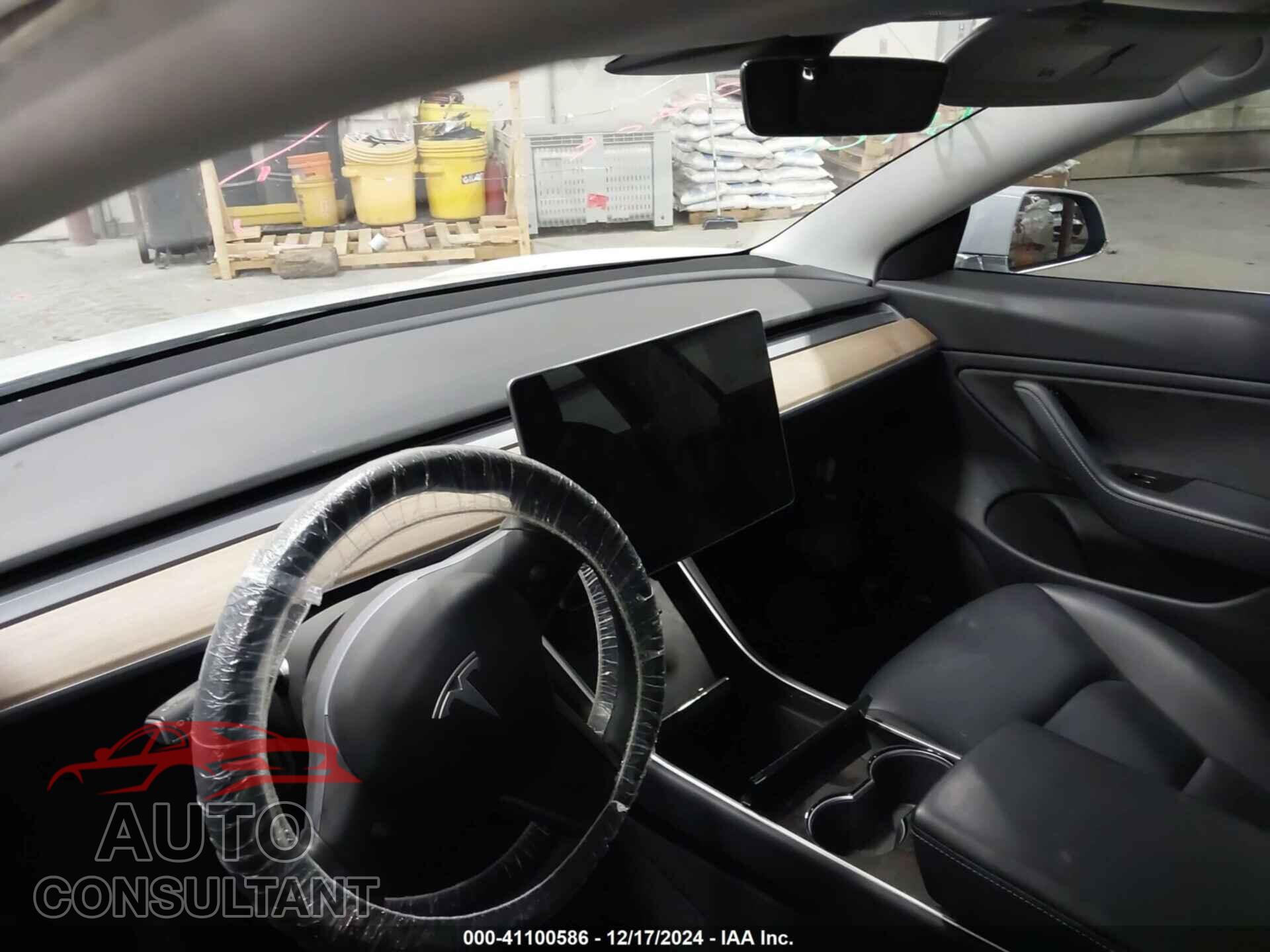 TESLA MODEL 3 2018 - 5YJ3E1EB3JF084493