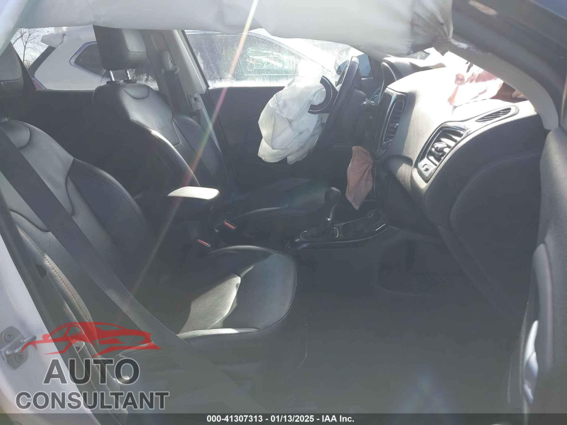 JEEP COMPASS 2020 - 3C4NJDCB6LT146319