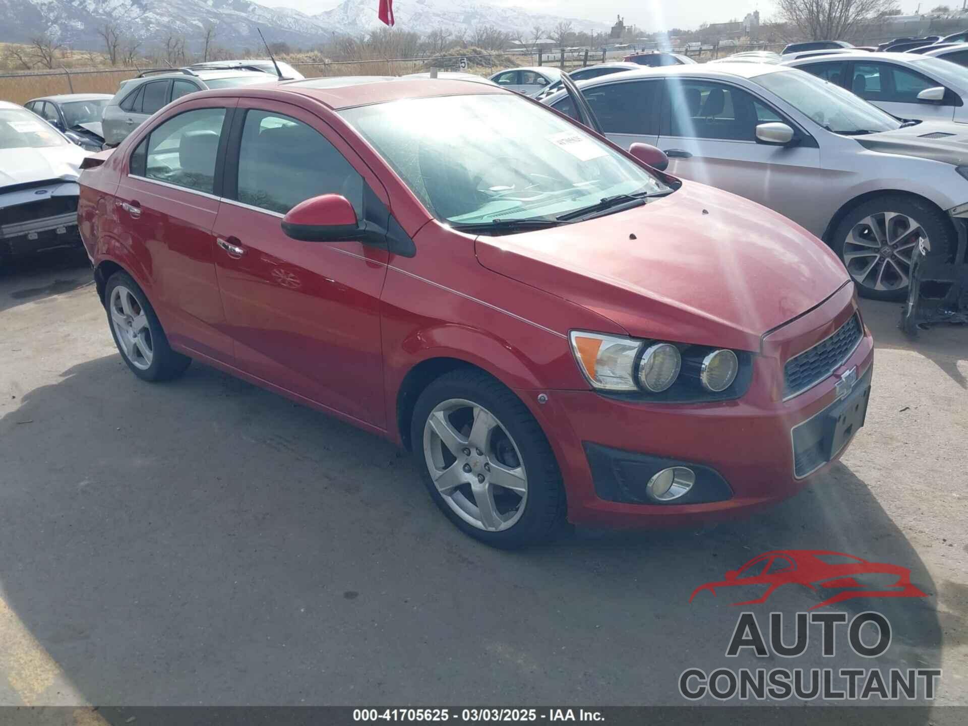 CHEVROLET SONIC 2012 - 1G1JE5SB5C4187002