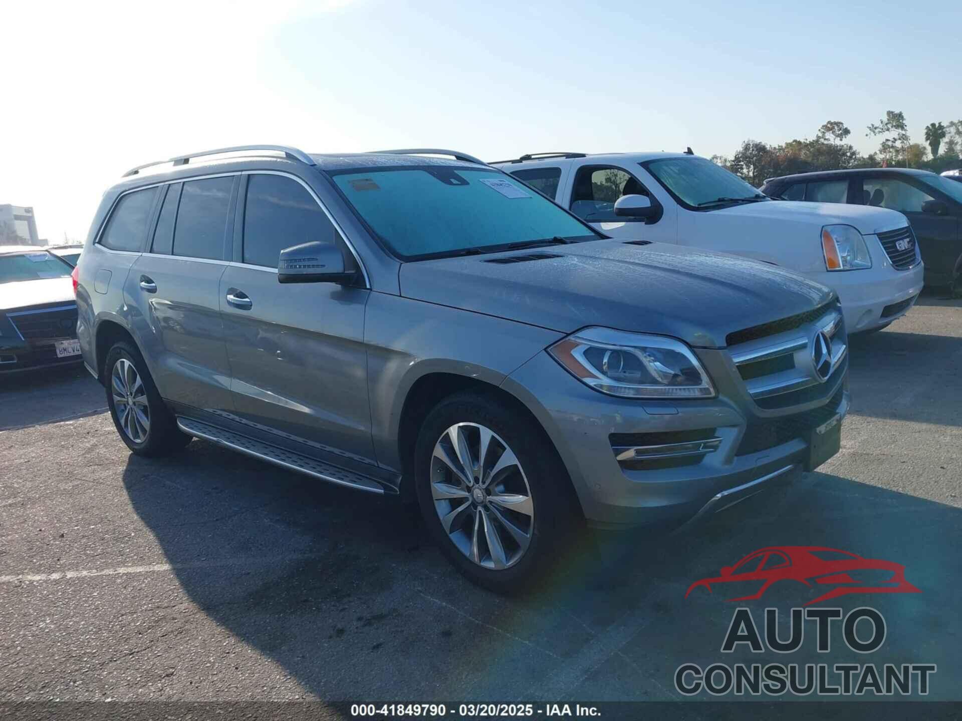 MERCEDES-BENZ GL 450 2014 - 4JGDF7CE3EA340899