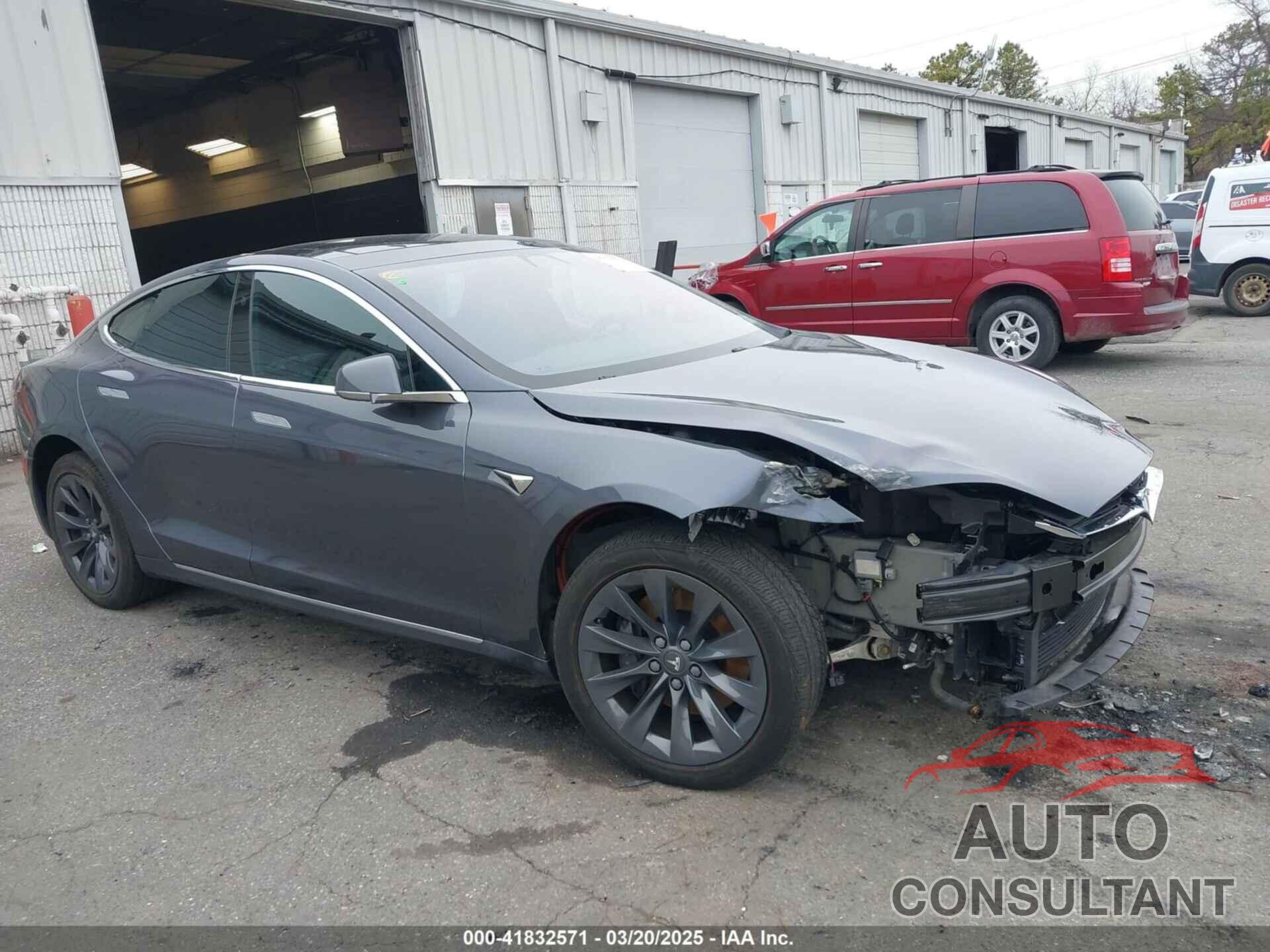 TESLA MODEL S 2018 - 5YJSA1E27JF262770