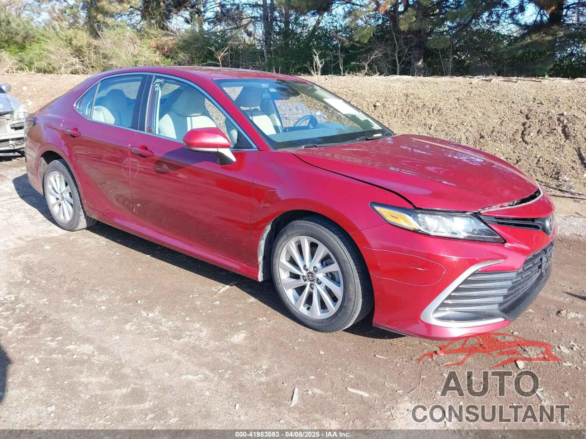 TOYOTA CAMRY 2021 - 4T1C11AK3MU443057