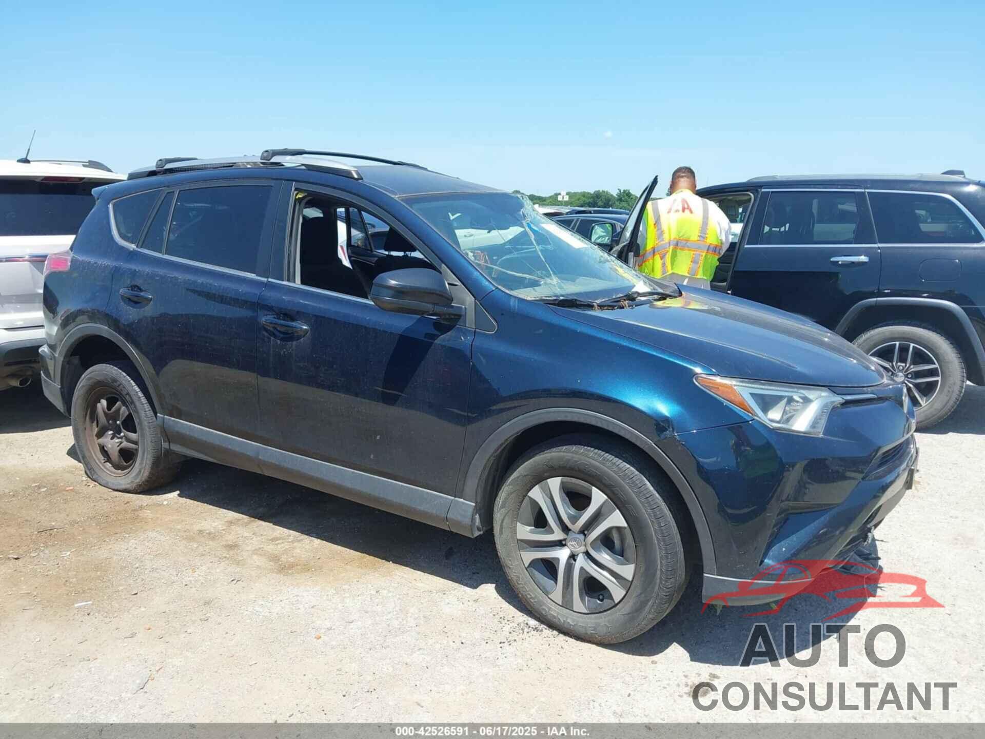 TOYOTA RAV4 2018 - JTMZFREV3JJ737607