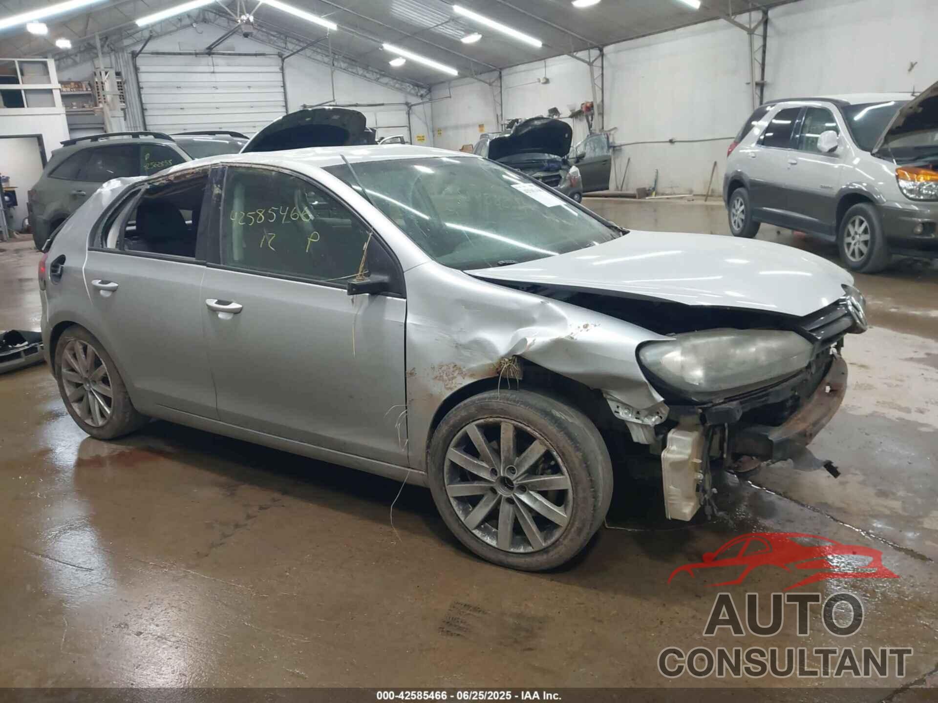 VOLKSWAGEN GOLF 2012 - WVWNM7AJ8CW333137