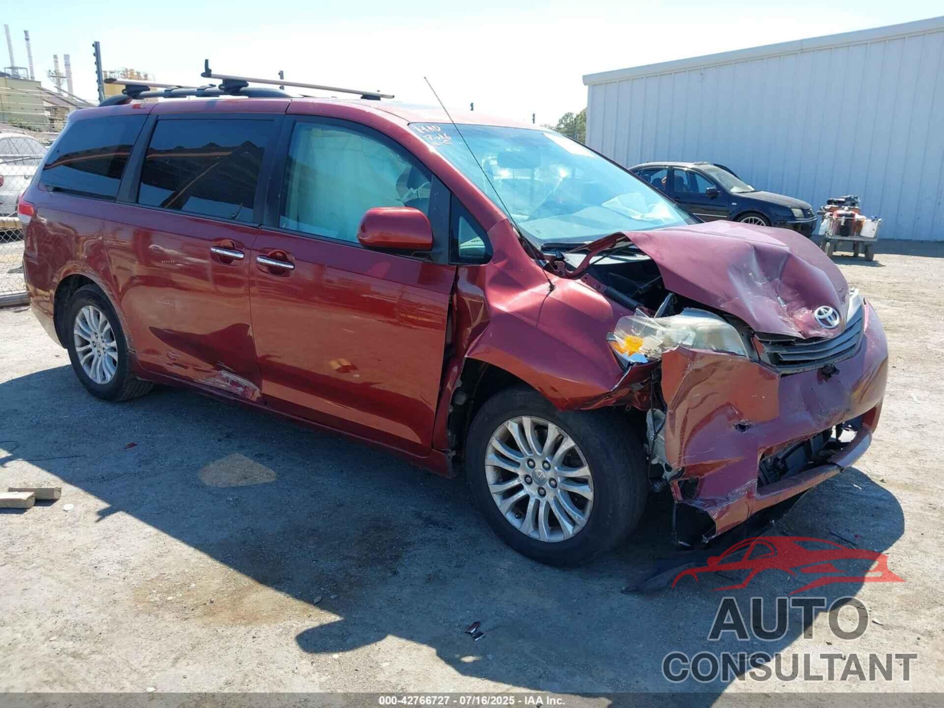 TOYOTA SIENNA 2012 - 5TDYK3DC4CS270336