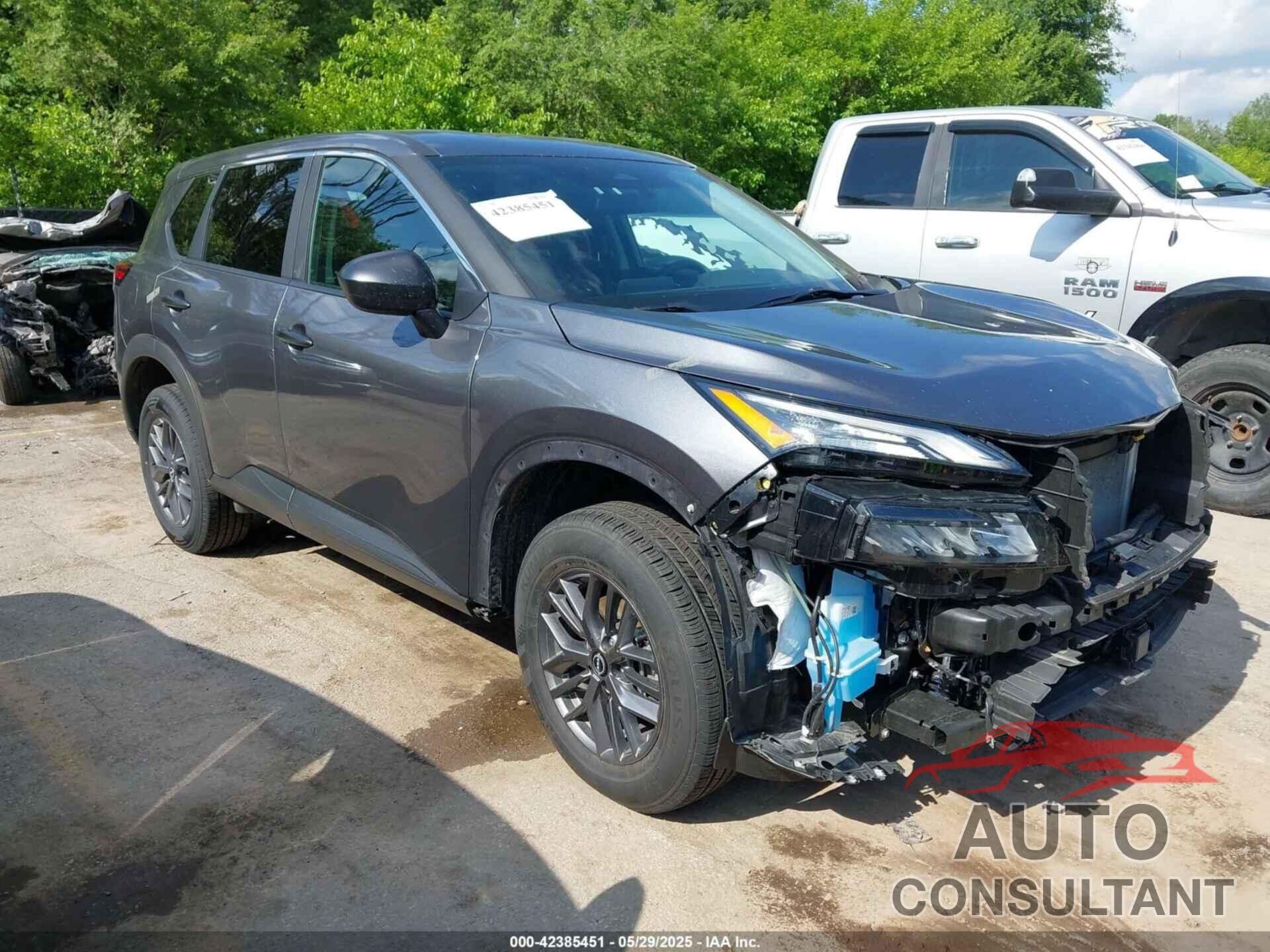 NISSAN ROGUE 2024 - 5N1BT3AB0RC758171