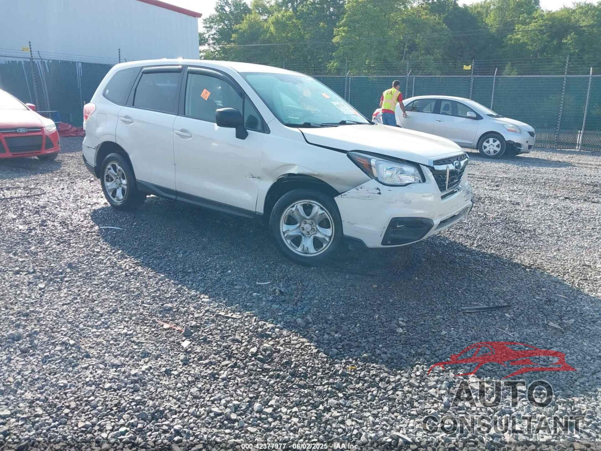SUBARU FORESTER 2018 - JF2SJAAC1JH513282