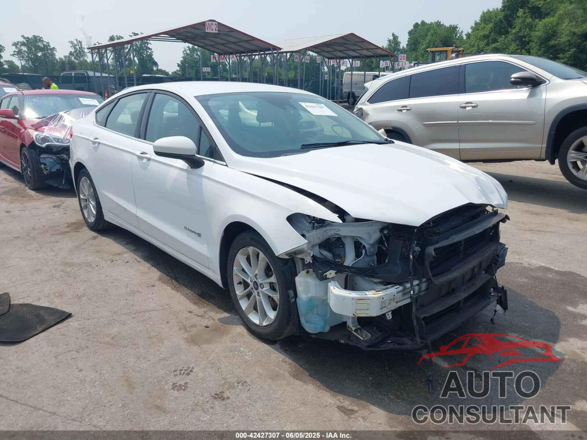 FORD FUSION HYBRID 2019 - 3FA6P0LUXKR124693