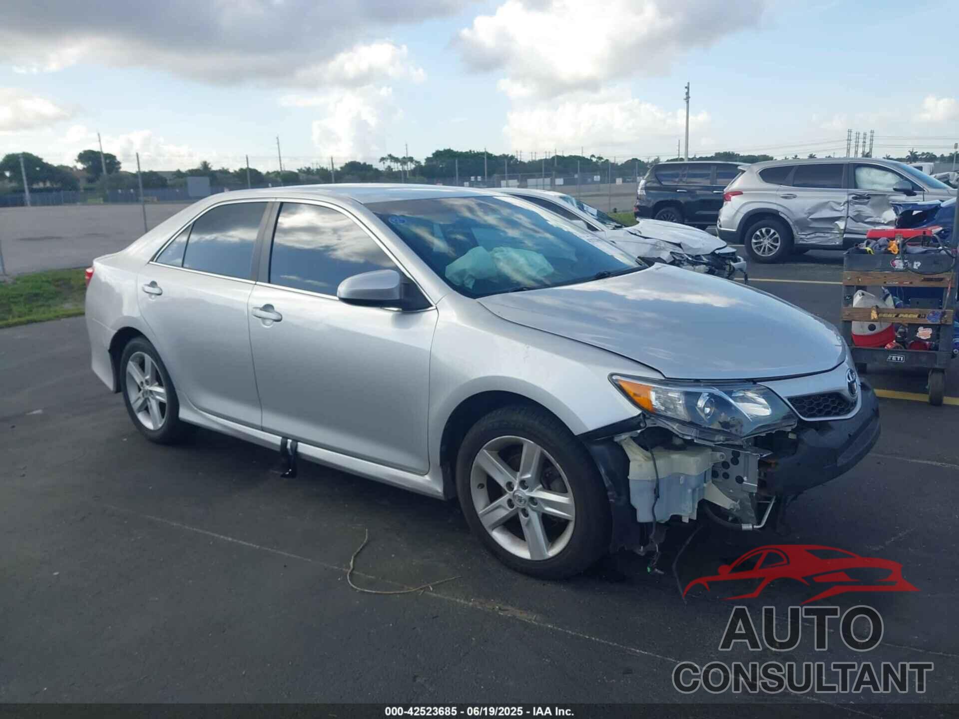 TOYOTA CAMRY 2013 - 4T1BF1FK4DU261244