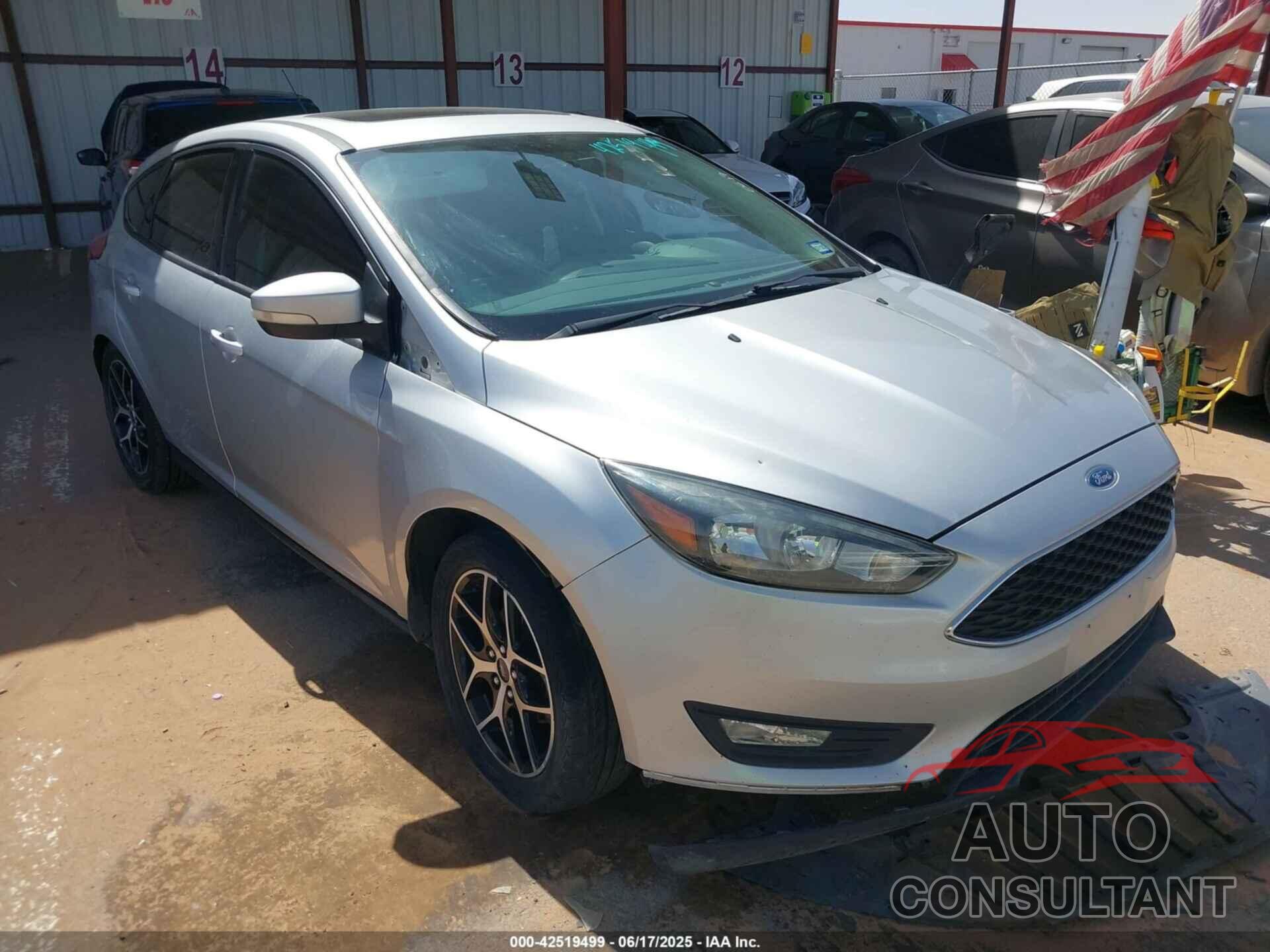 FORD FOCUS 2018 - 1FADP3M29JL287788