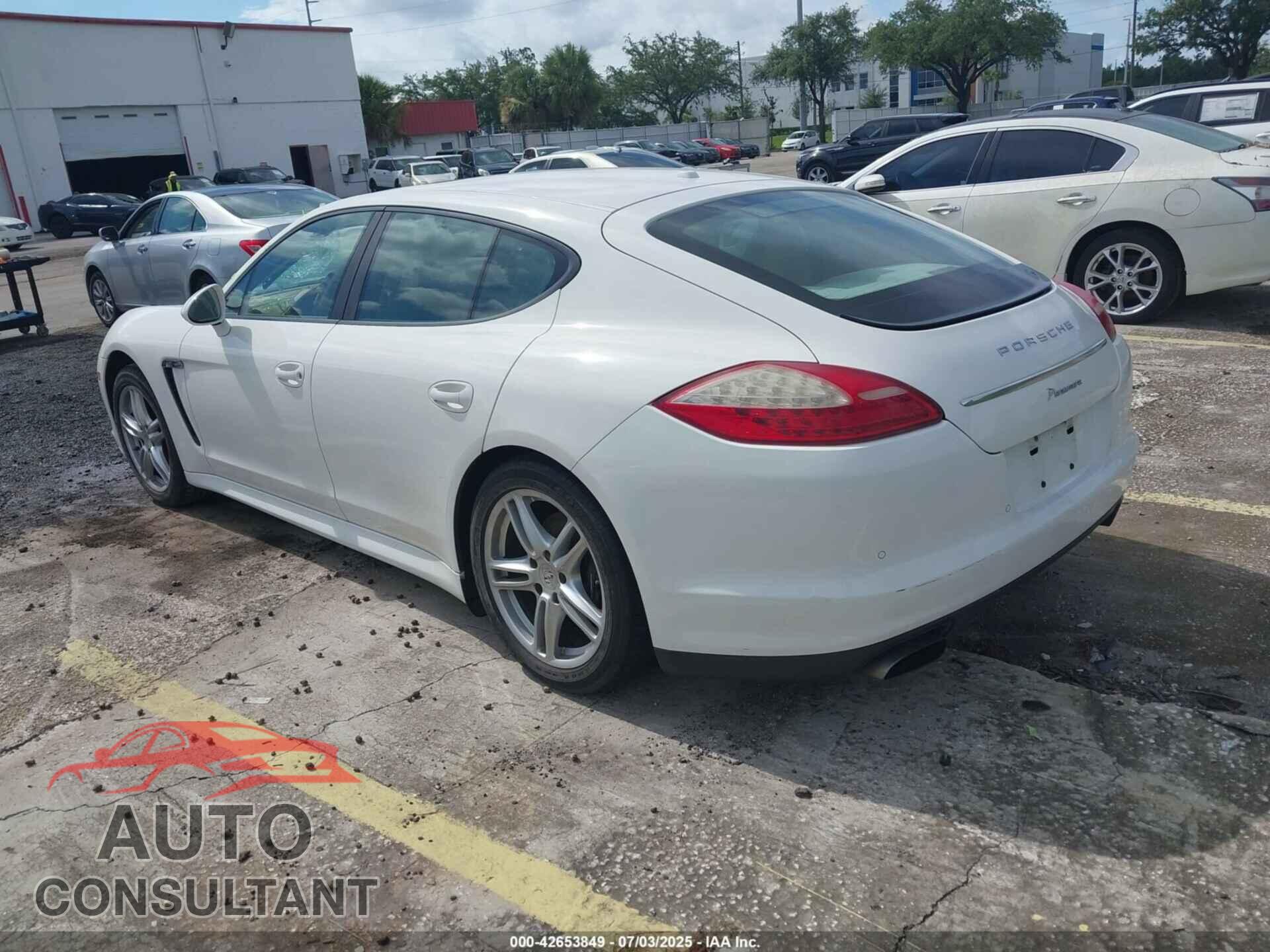 PORSCHE PANAMERA 2011 - WP0AA2A70BL019965