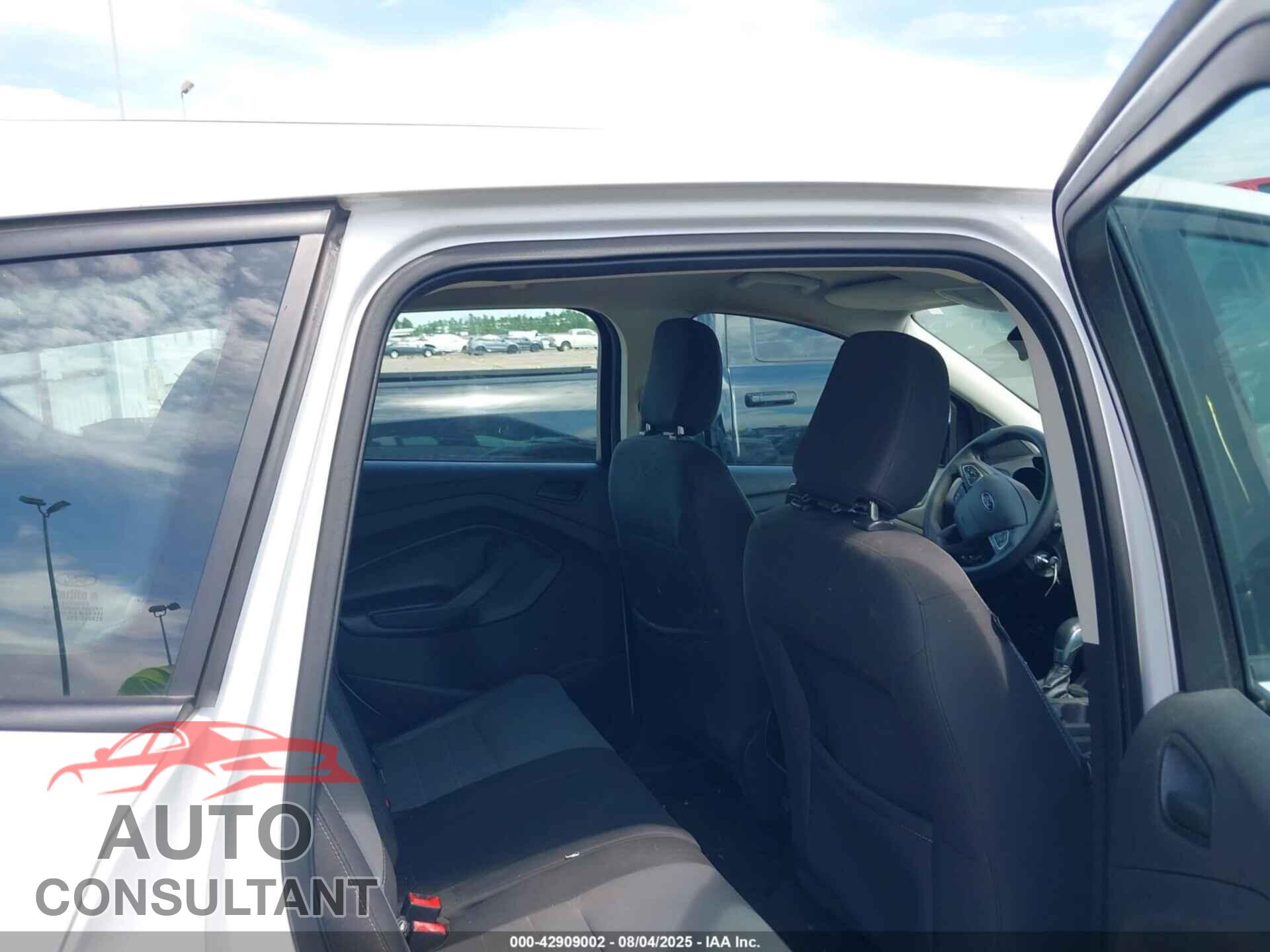FORD ESCAPE 2018 - 1FMCU0F79JUC83493