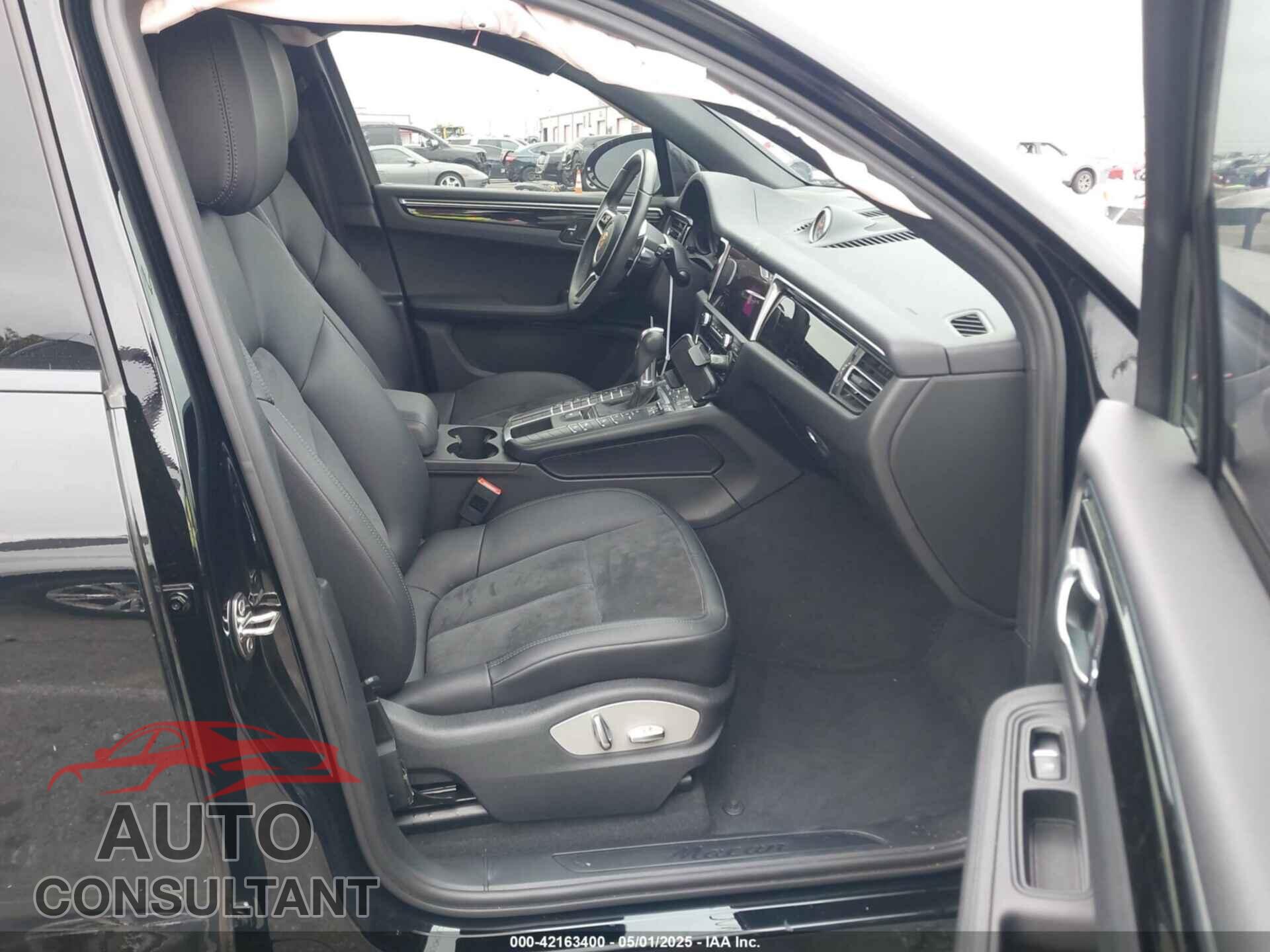 PORSCHE MACAN 2021 - WP1AA2A51MLB08718