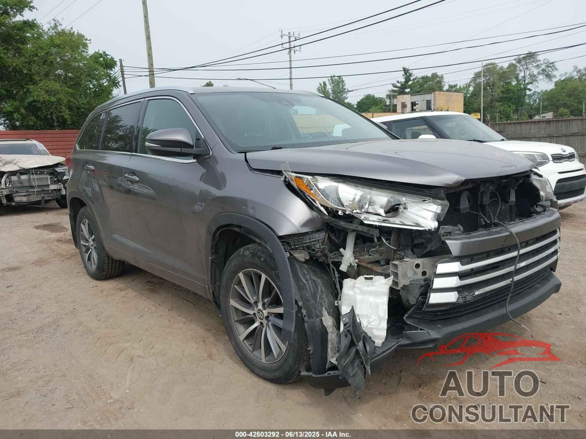 TOYOTA HIGHLANDER 2017 - 5TDJZRFH3HS518608