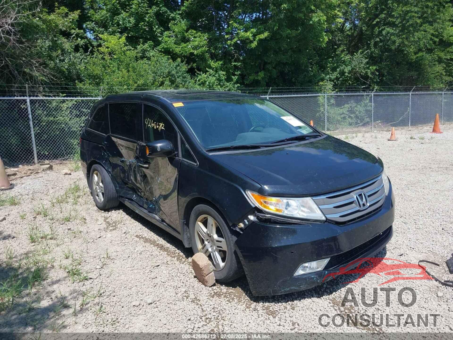 HONDA ODYSSEY 2013 - 5FNRL5H90DB044683