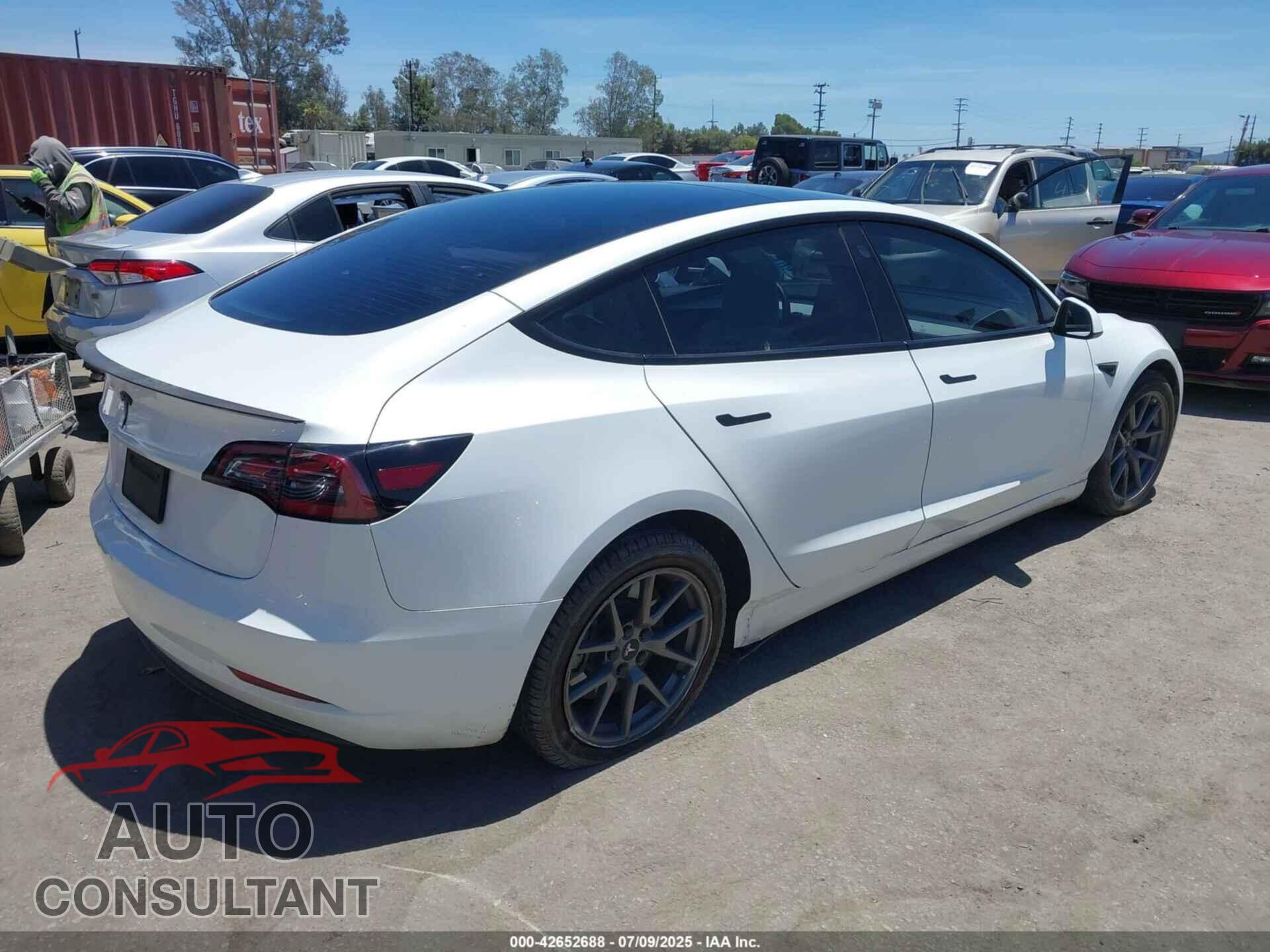 TESLA MODEL 3 2023 - 5YJ3E1EA4PF512121
