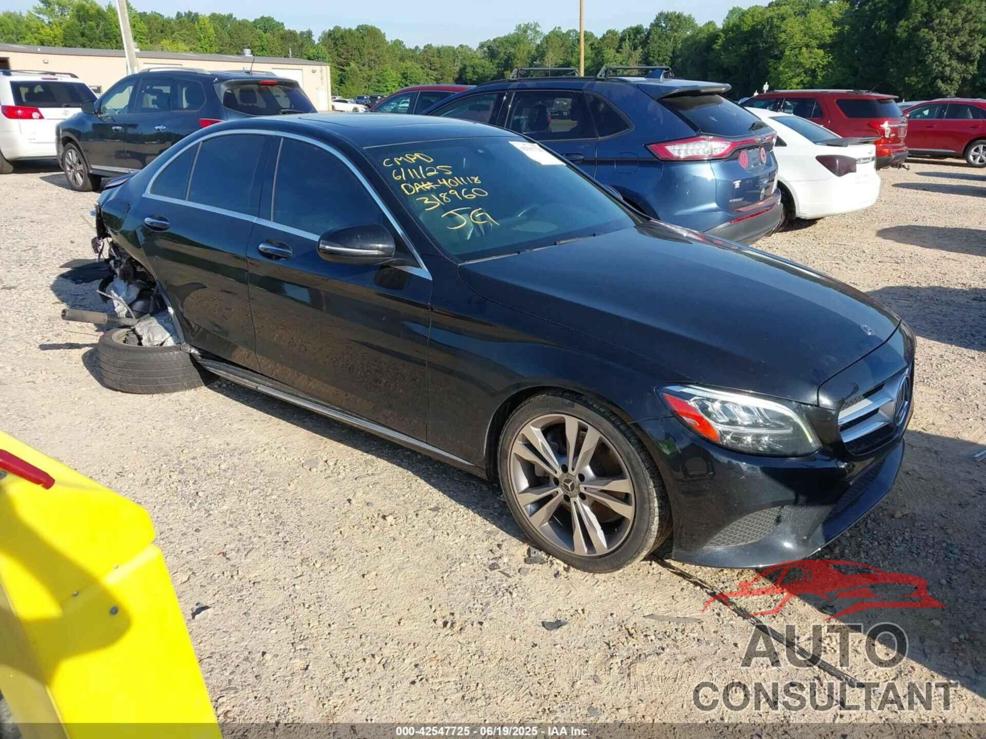 MERCEDES-BENZ C 300 2019 - 55SWF8DB1KU318960