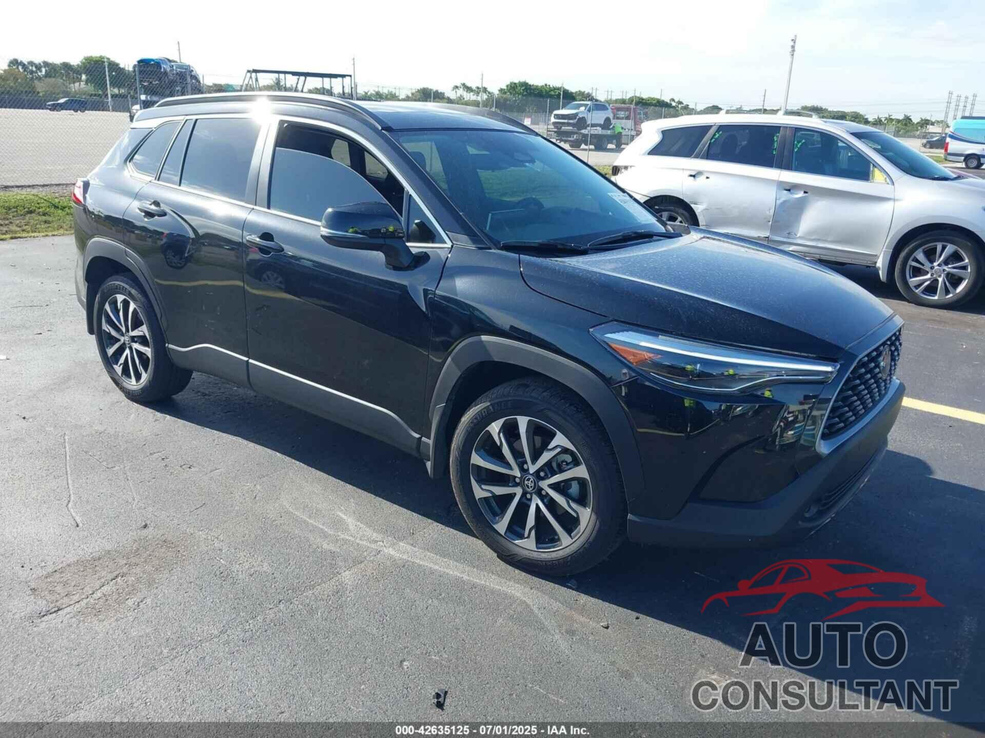 TOYOTA COROLLA CROSS 2024 - 7MUDAAAG3RV105602