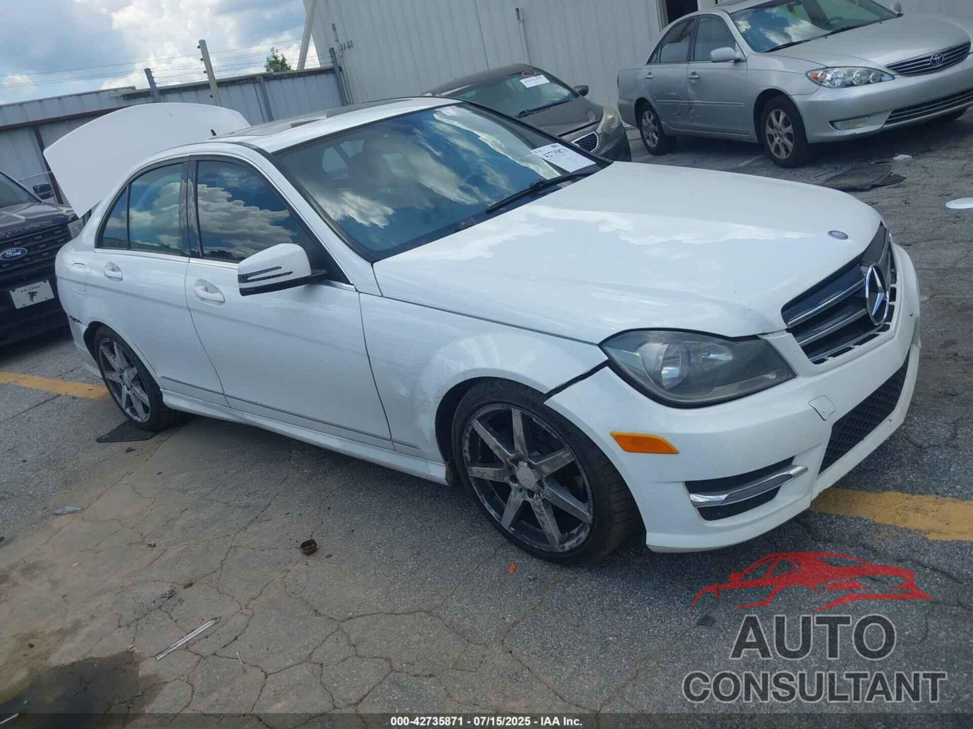 MERCEDES-BENZ C 250 2014 - WDDGF4HB1EA949266
