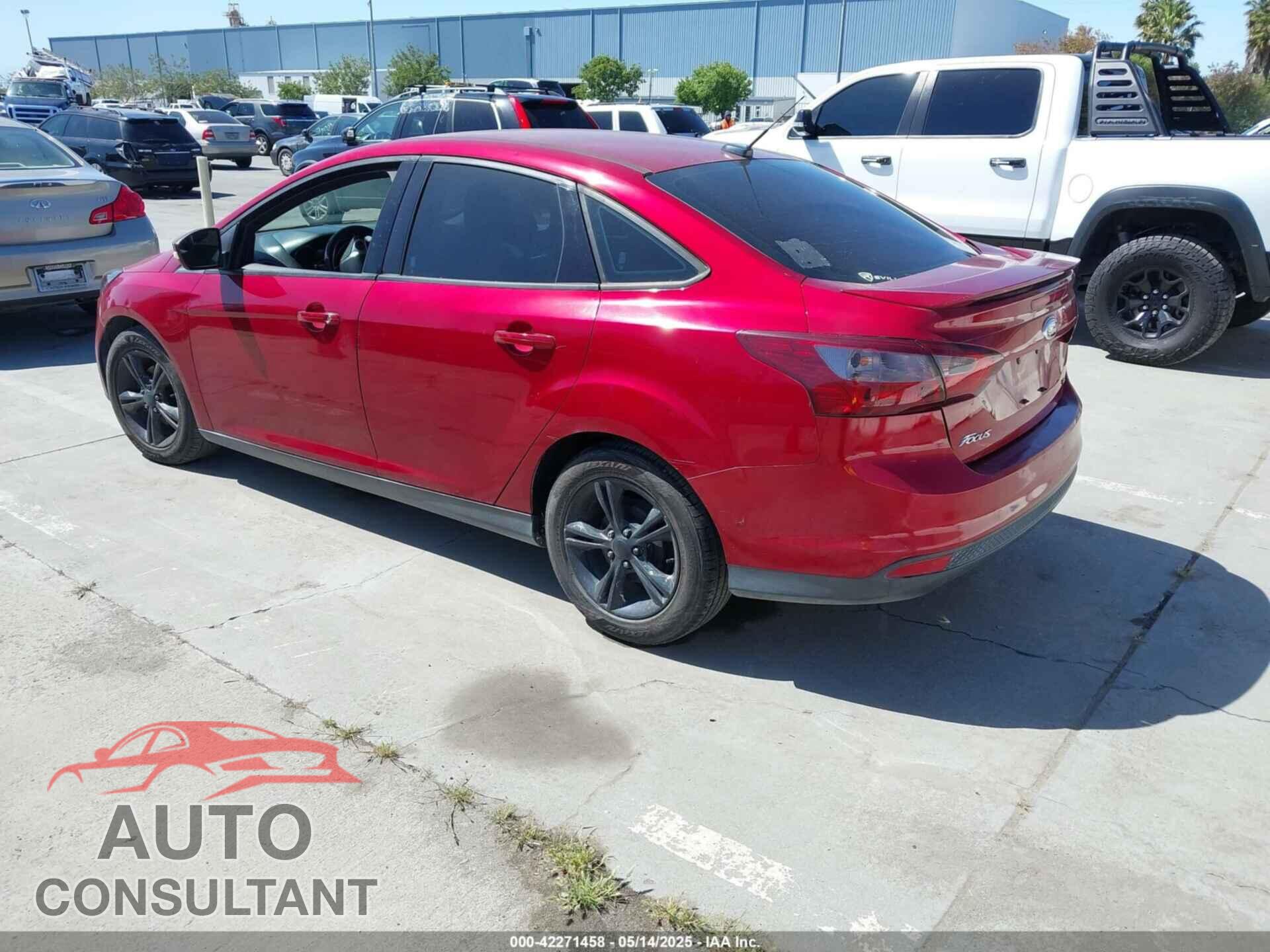 FORD FOCUS 2014 - 1FADP3F24EL162622