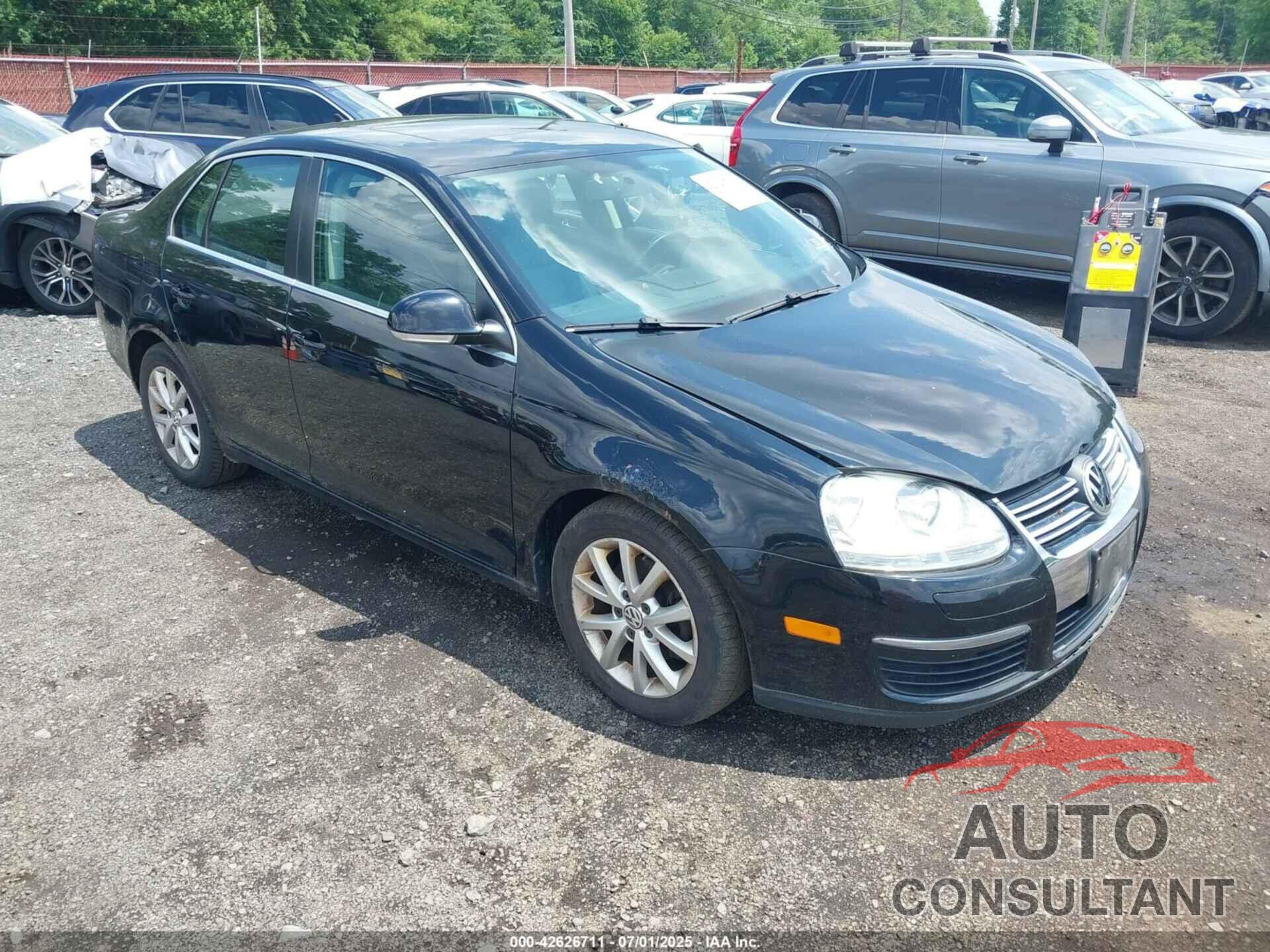 VOLKSWAGEN JETTA 2010 - 3VWRZ7AJ3AM024737