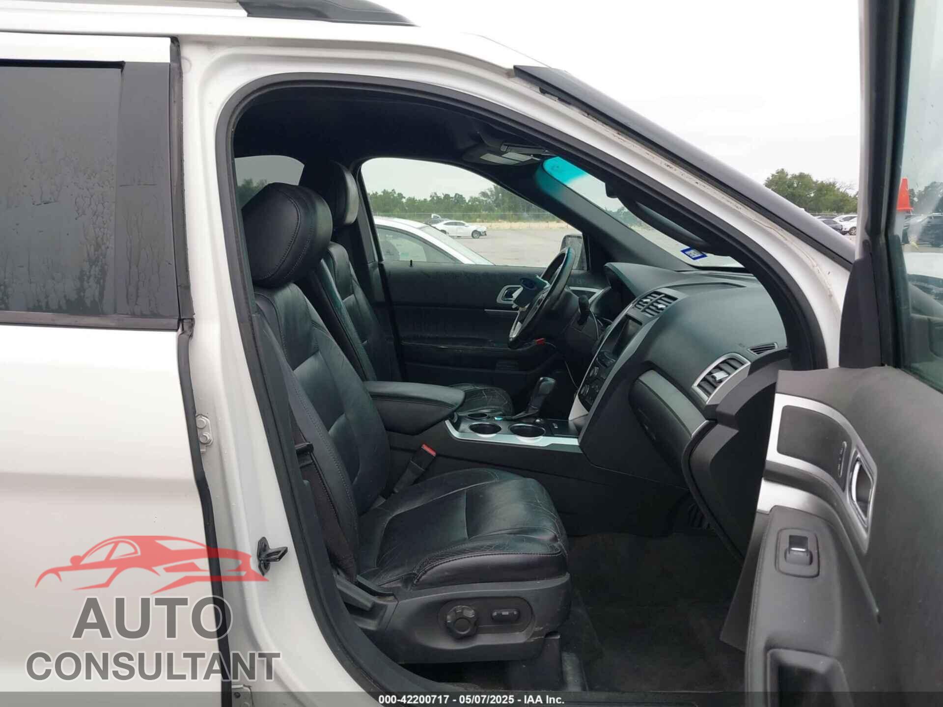 FORD EXPLORER 2011 - 1FMHK7D86BGA02802