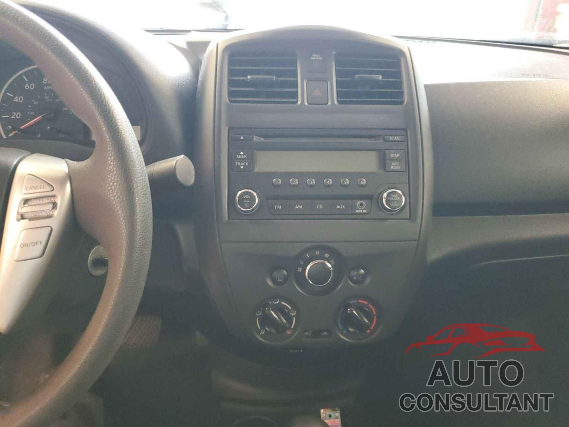 NISSAN VERSA 2015 - 3N1CN7AP9FL868032