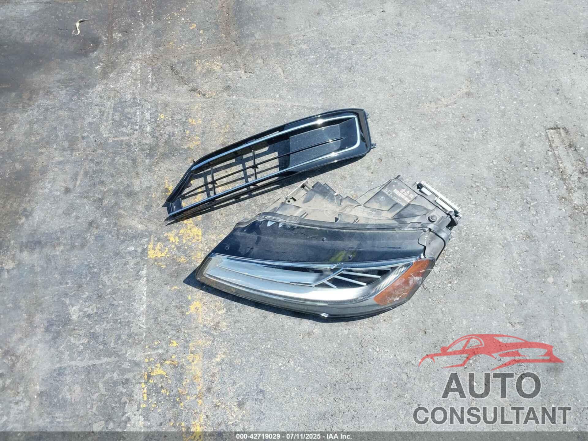 AUDI A8 L 2015 - WAU32AFD0FN007028