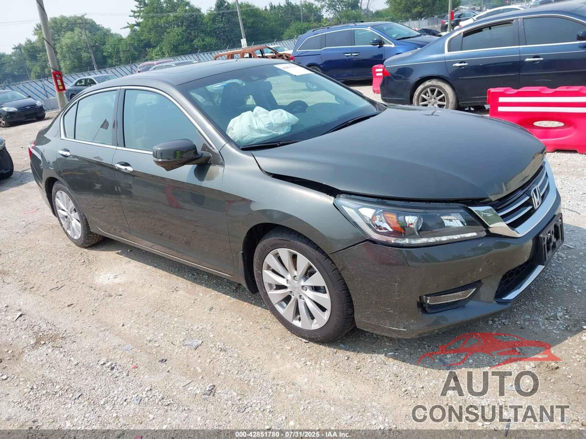HONDA ACCORD 2013 - 1HGCR3F85DA008954