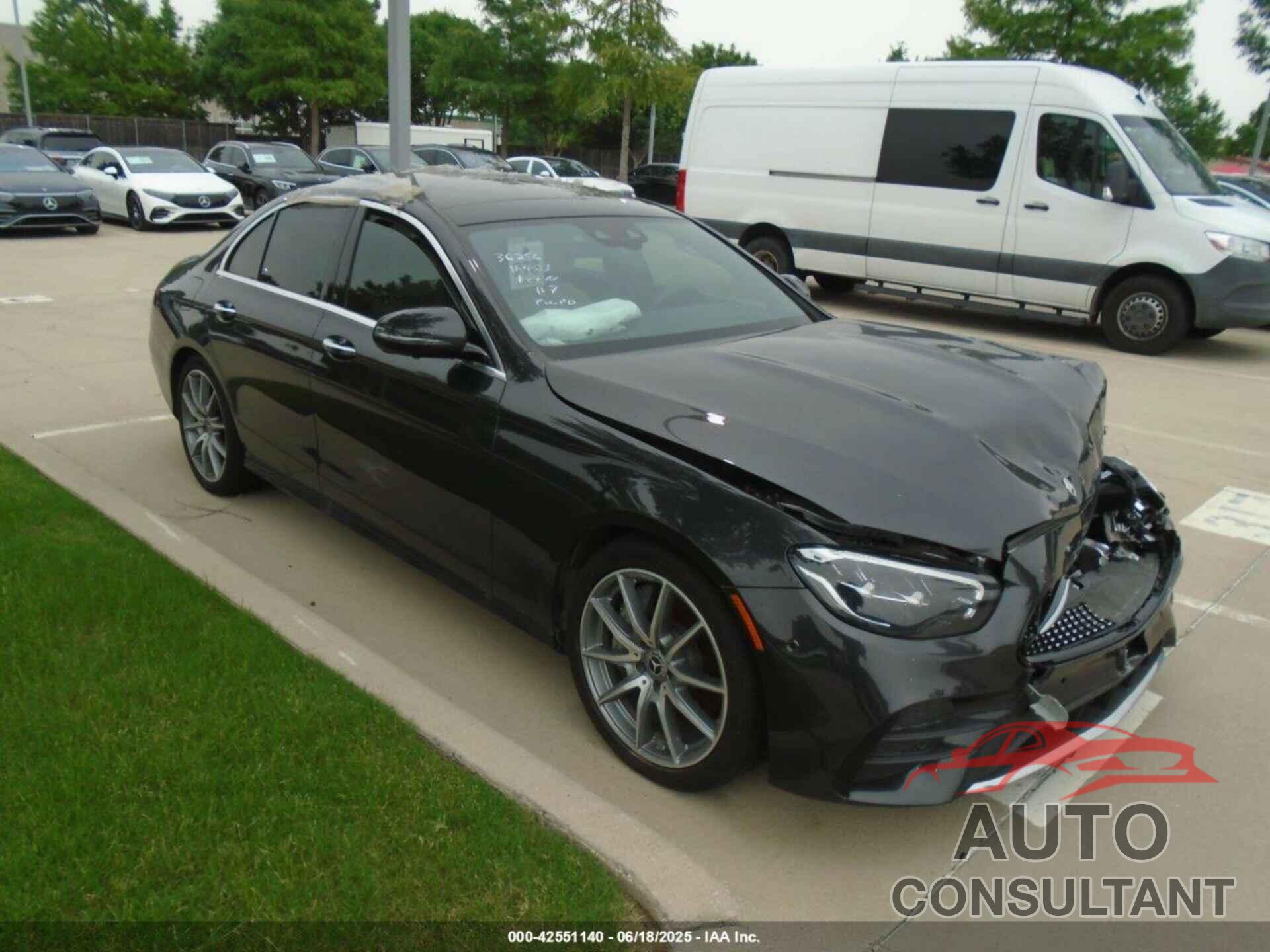 MERCEDES-BENZ E 350 2022 - W1KZF8DB9NB097118