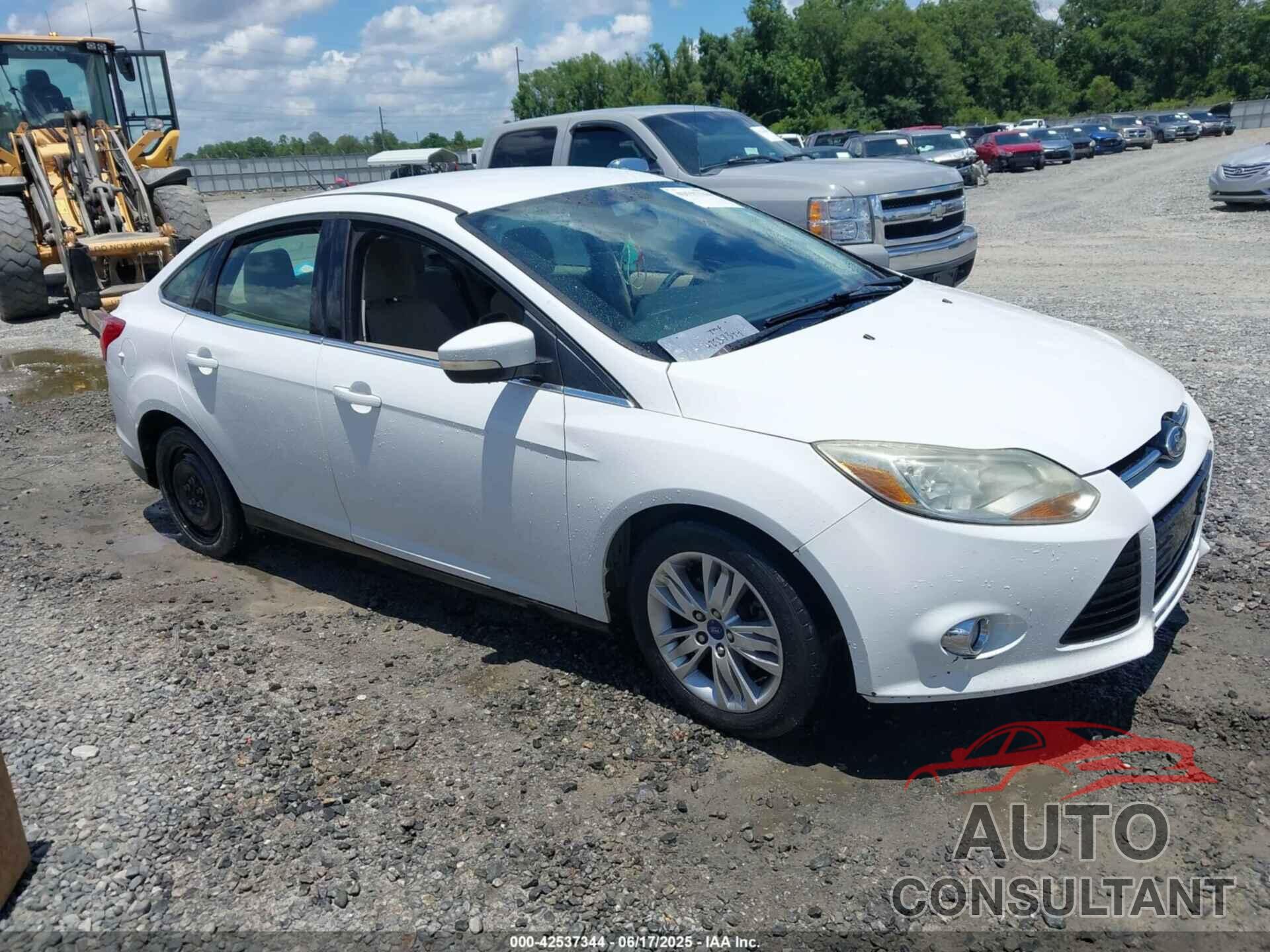 FORD FOCUS 2012 - 1FAHP3H26CL430985